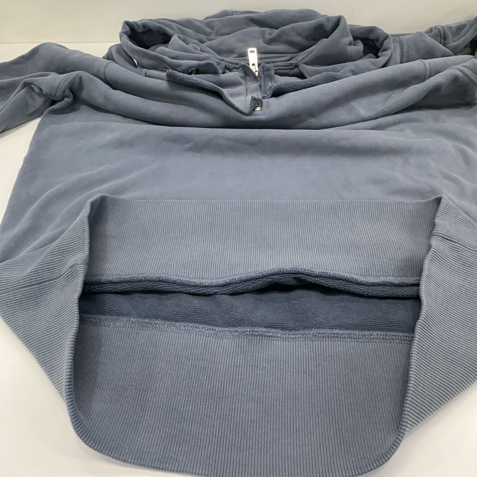 Givenchy Givenchy Logo Hoodie Size L Size US L / EU 52-54 / 3 - 7 Thumbnail