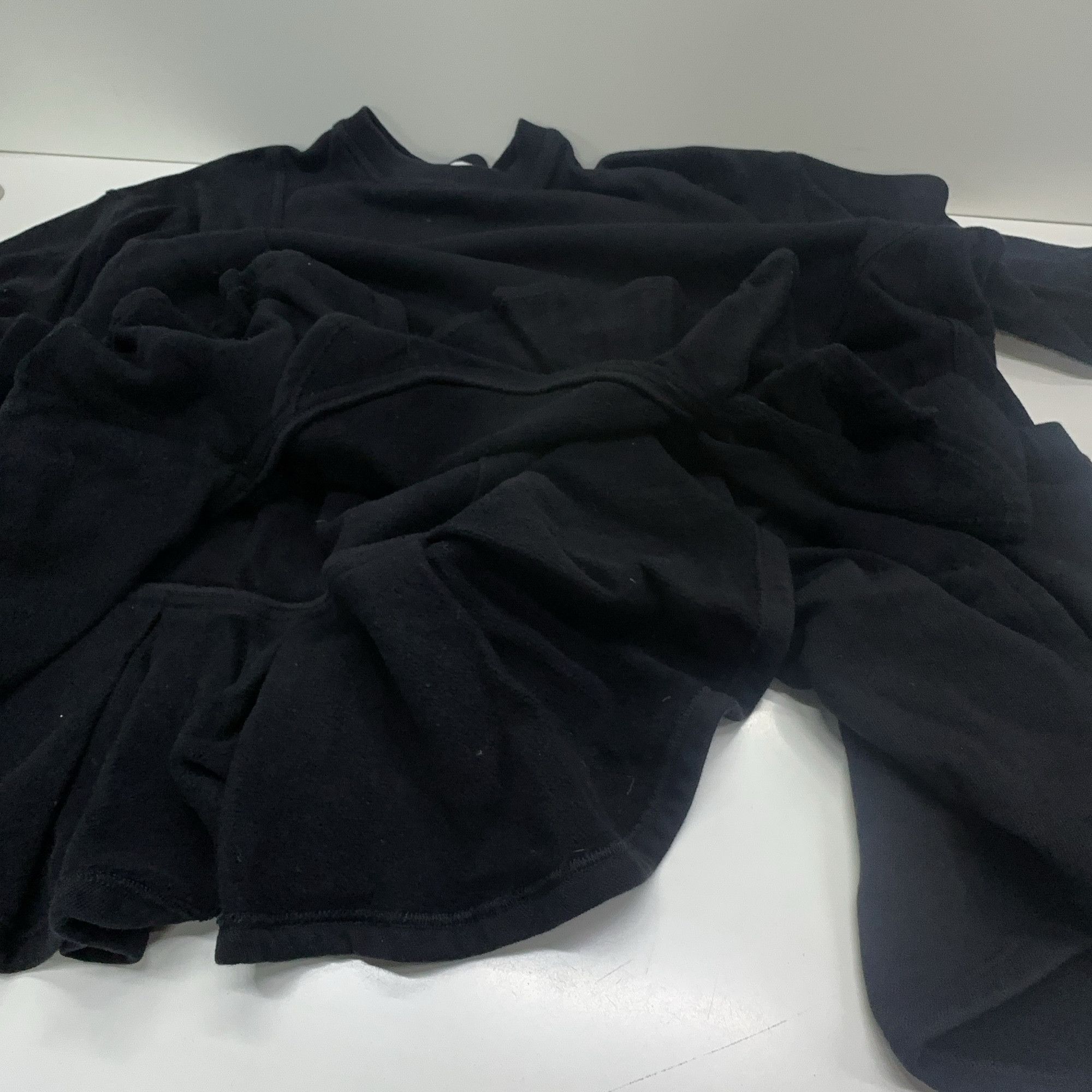 Givenchy Givenchy Ruffle Hem Sweatshirt Size XS Size XS / US 0-2 / IT 36-38 - 7 Thumbnail