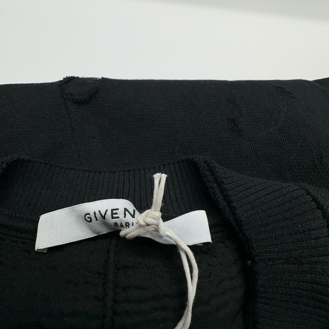 Givenchy Givenchy Distressed Logo Sweatshirt Size M Size US M / EU 48-50 / 2 - 3 Thumbnail