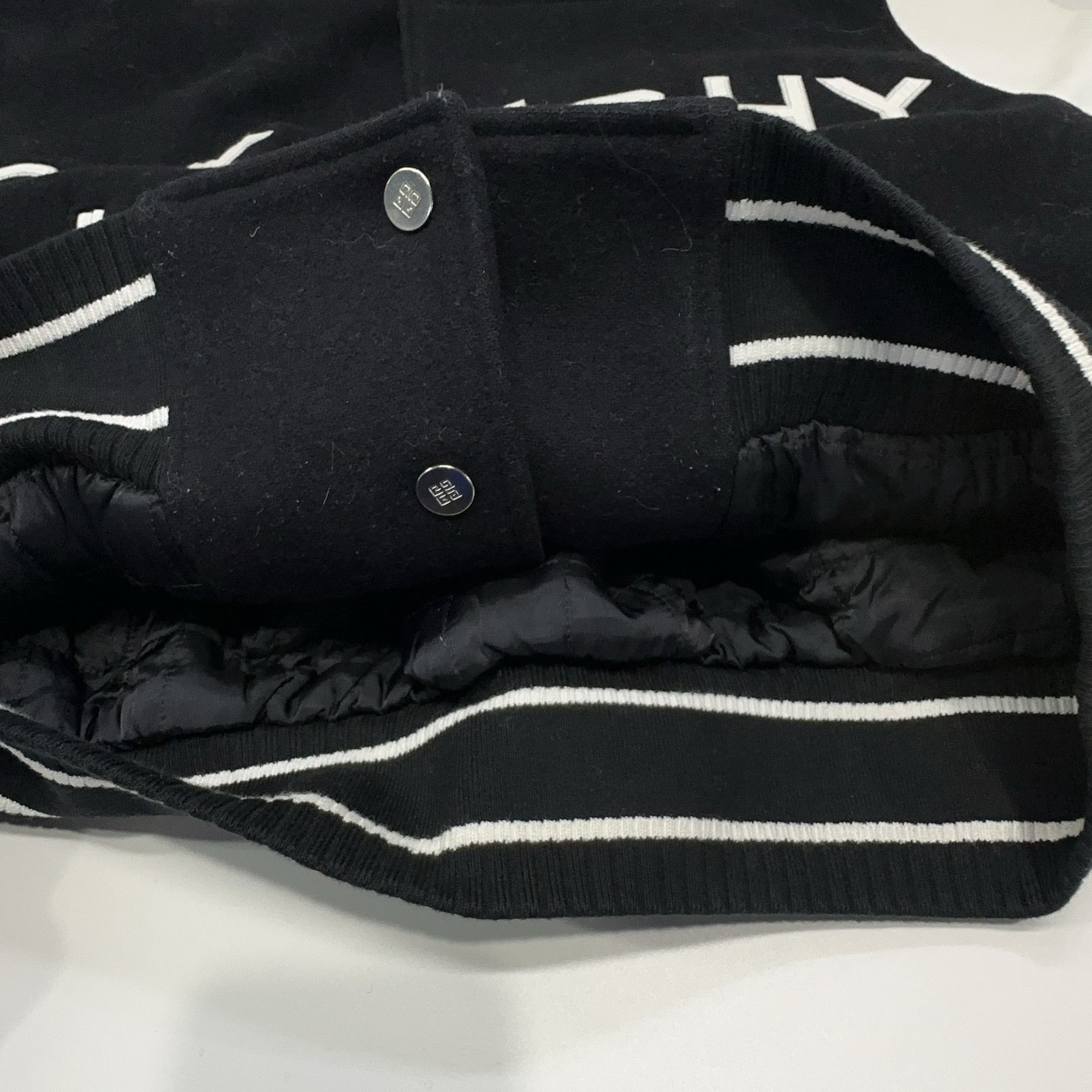Givenchy Givenchy Logo Varsity Jacket Size M Size US M / EU 48-50 / 2 - 8 Thumbnail