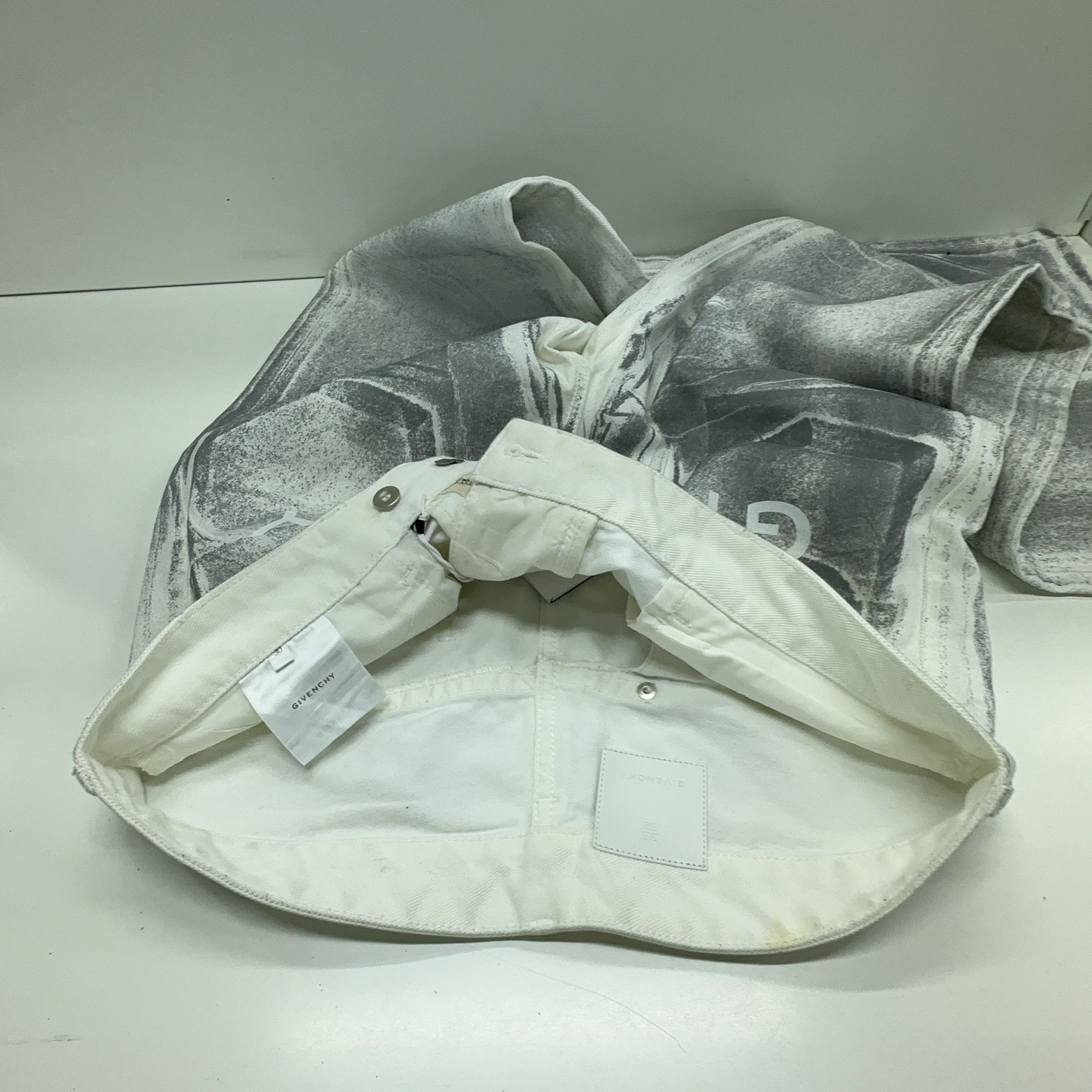 Givenchy Givenchy Trompe L'oeil Print Denim Jeans Size 30 Size US 30 / EU 46 - 5 Thumbnail
