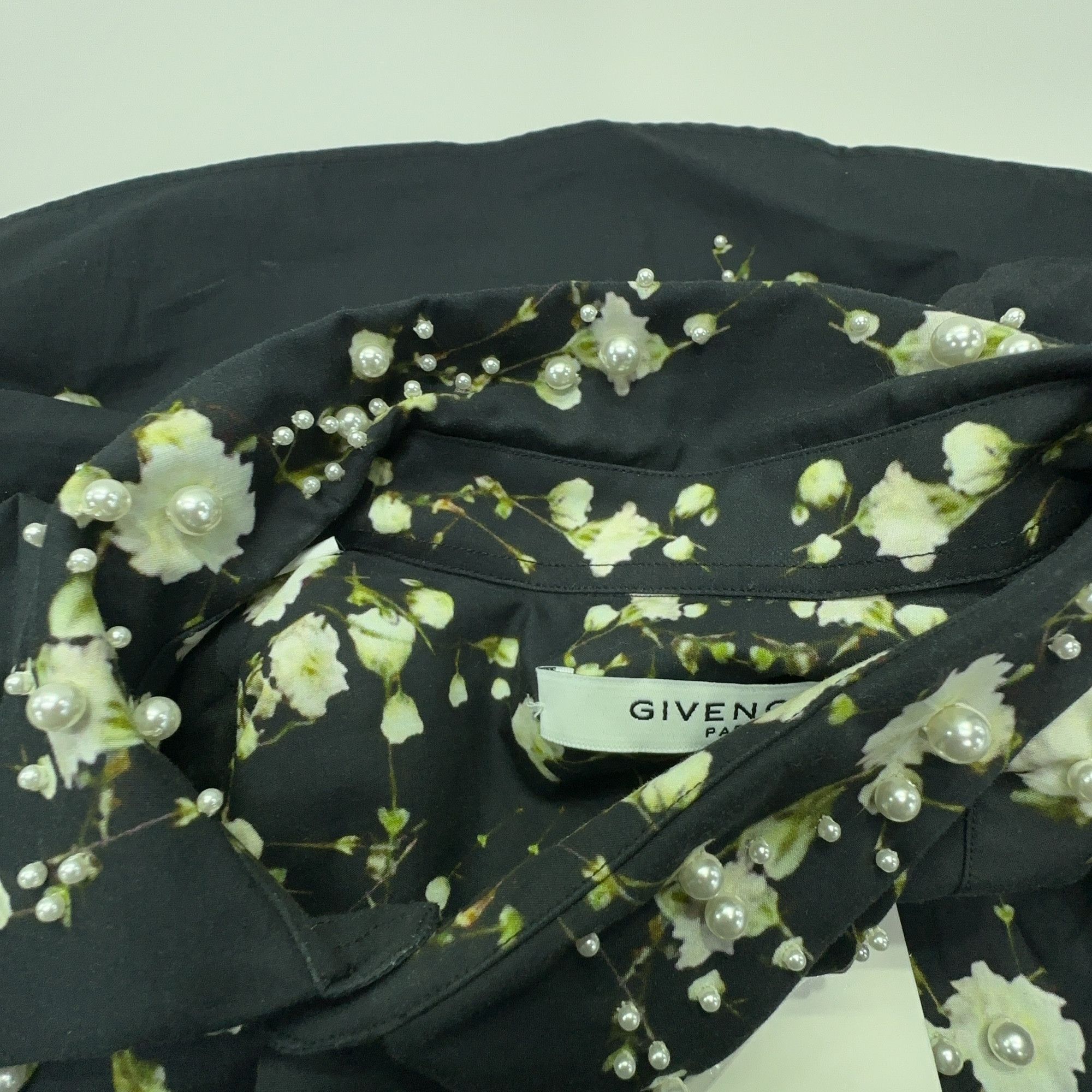 Givenchy Givenchy Floral Pearl Button Up Shirt Size M Size US XXS / EU 40 - 6 Thumbnail