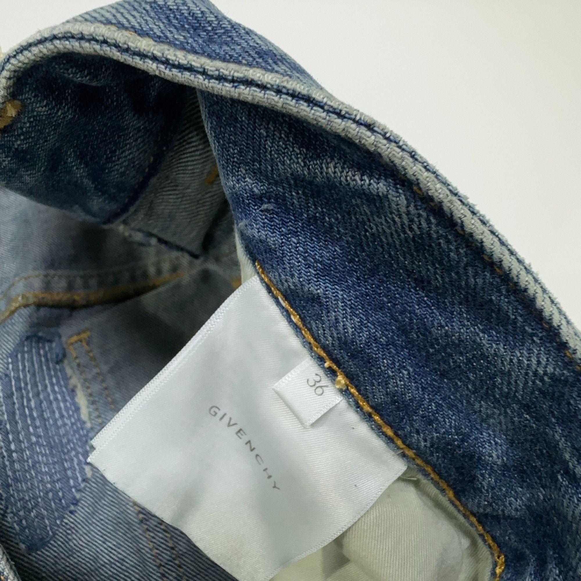 Givenchy Givenchy Distressed Jeans Size US 36 Size US 36 / EU 52 - 5 Thumbnail