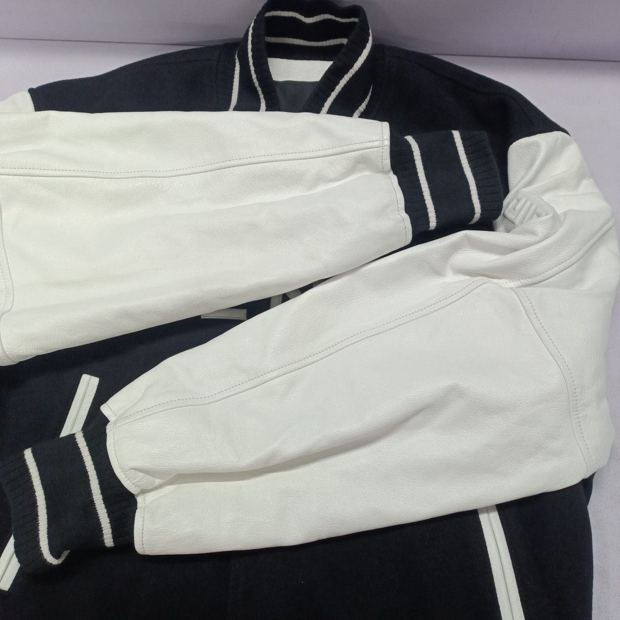 Givenchy Givenchy Logo Bomber Jacket Size M Size US M / EU 48-50 / 2 - 11 Thumbnail