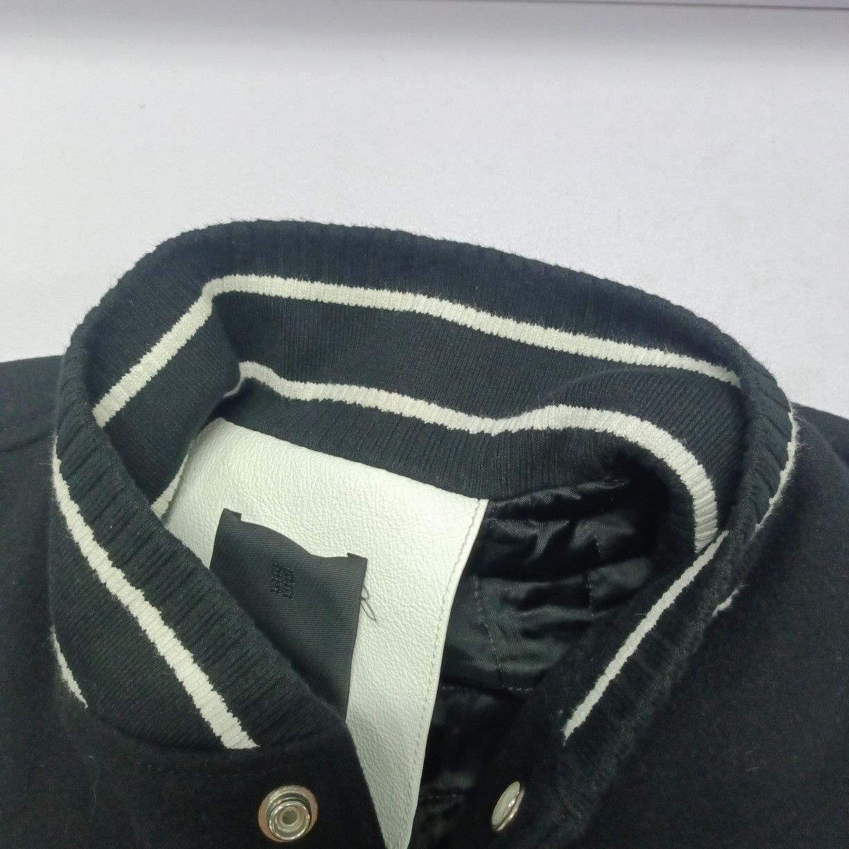 Givenchy Givenchy Logo Bomber Jacket Size M Size US M / EU 48-50 / 2 - 9 Thumbnail
