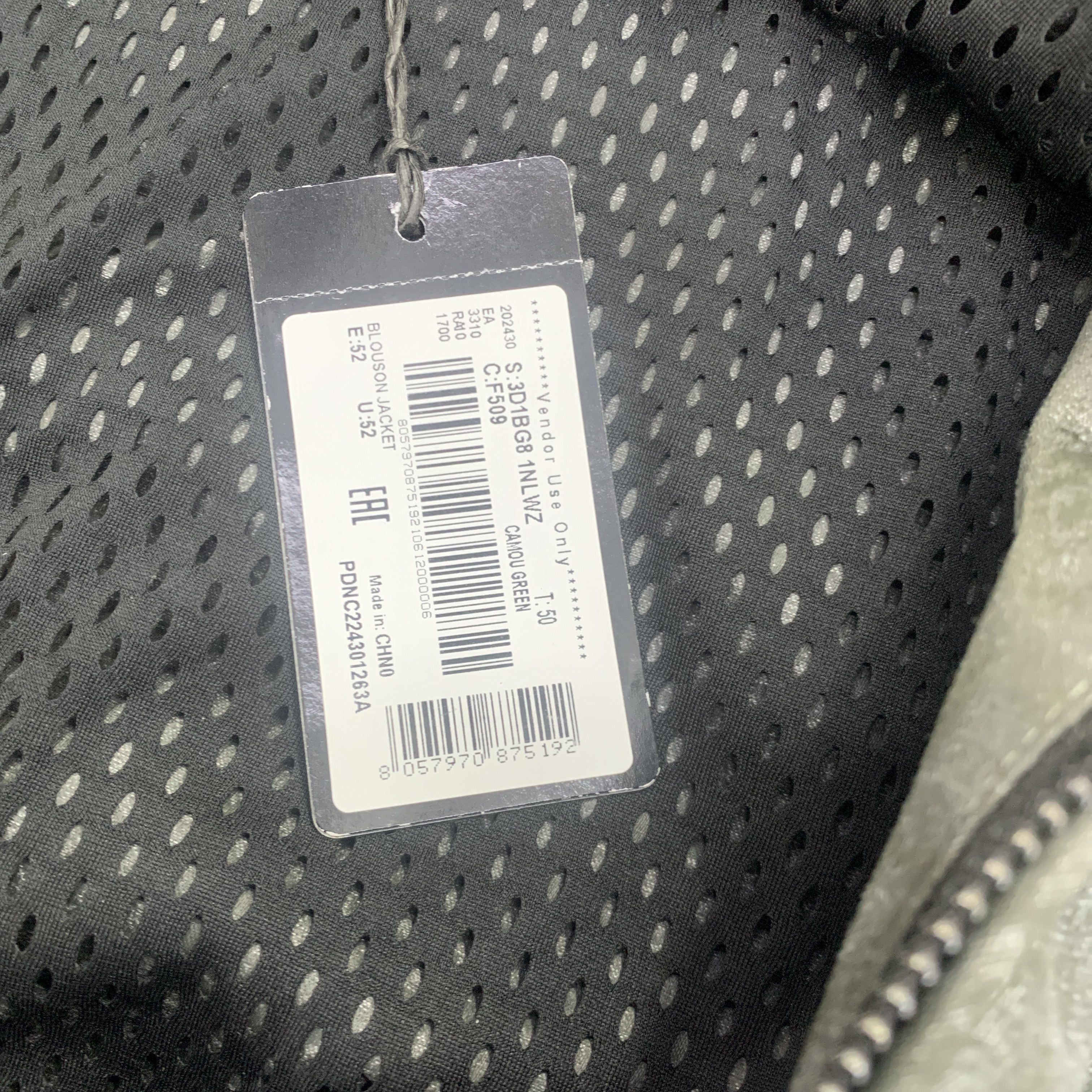 Emporio Armani Emporio Armani Camo Zip-Up Light Jacket Size 52 Size US L / EU 52-54 / 3 - 2 Thumbnail