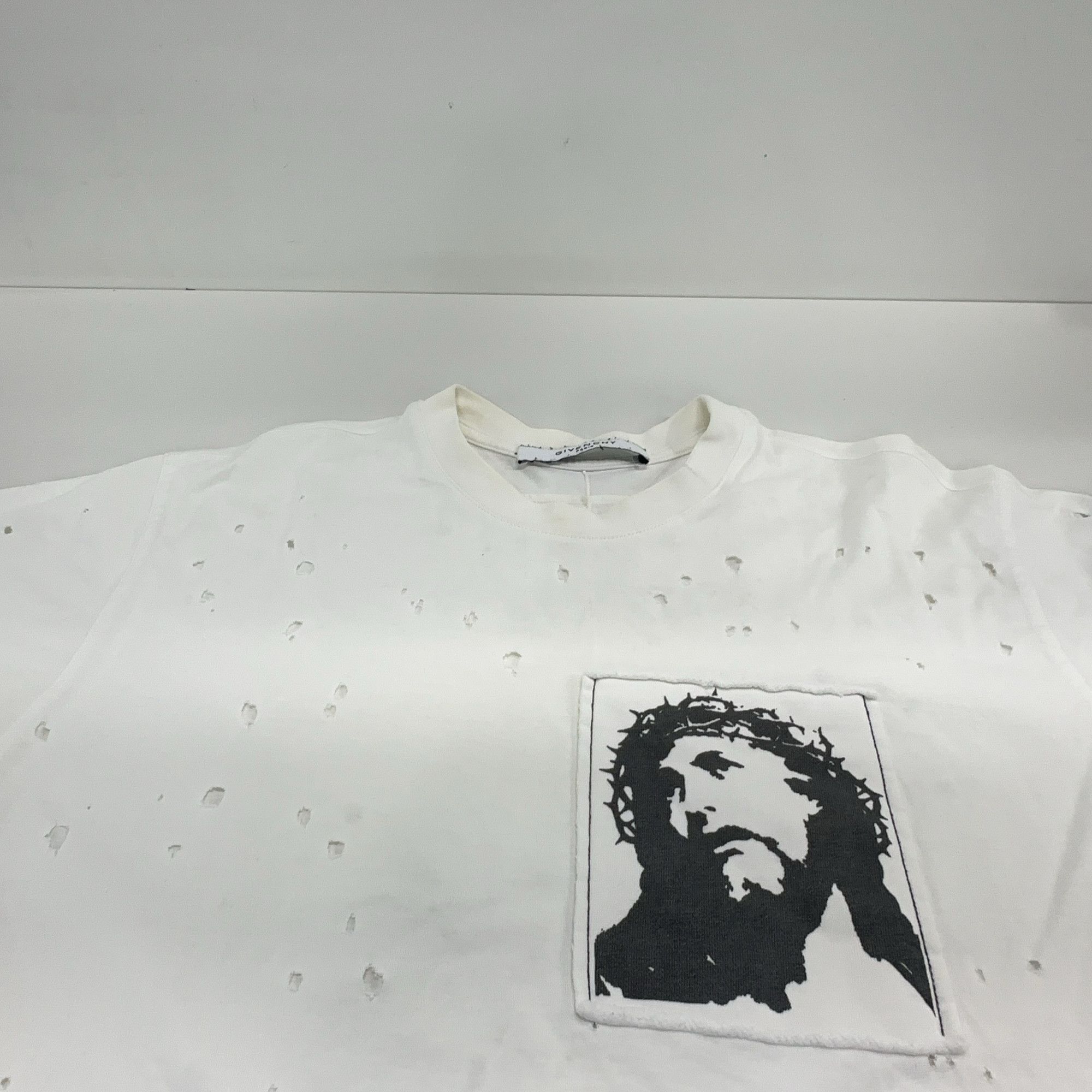 Givenchy Givenchy Jesus Patch T-Shirt Size US XXS Size US XXS / EU 40 - 7 Thumbnail
