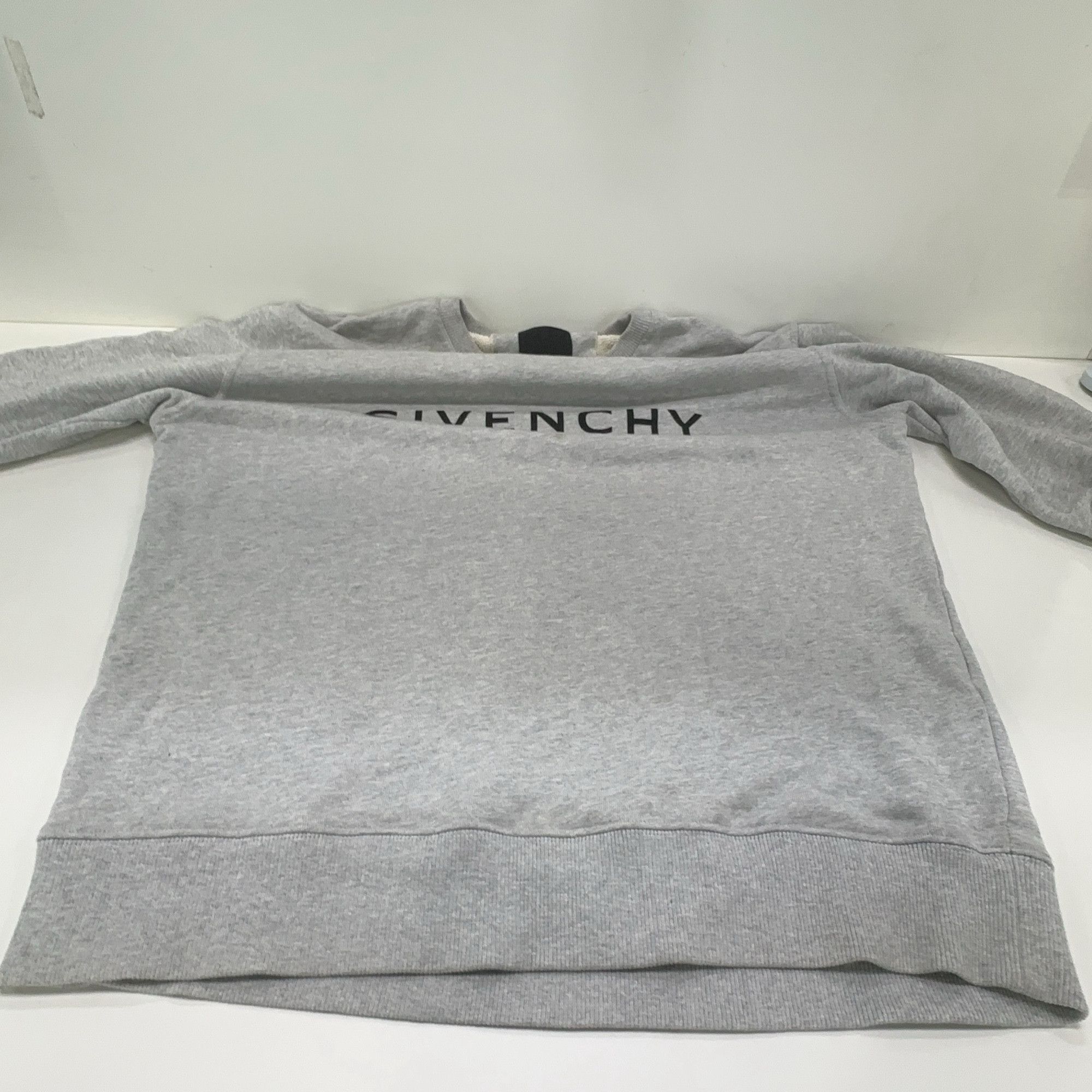 Givenchy Givenchy Logo Print Sweatshirt XL Size US XL / EU 56 / 4 - 12 Thumbnail