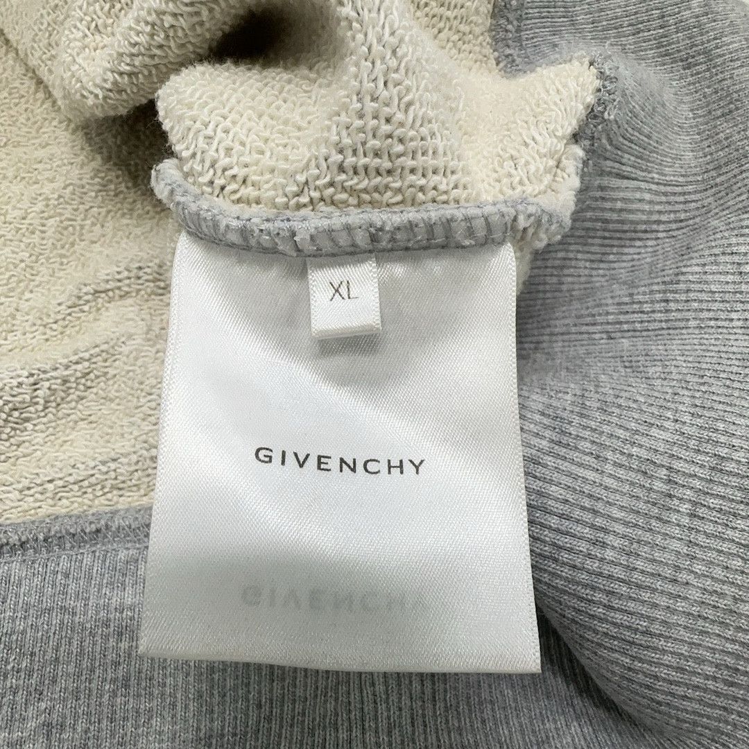 Givenchy Givenchy Logo Print Sweatshirt XL Size US XL / EU 56 / 4 - 4 Thumbnail