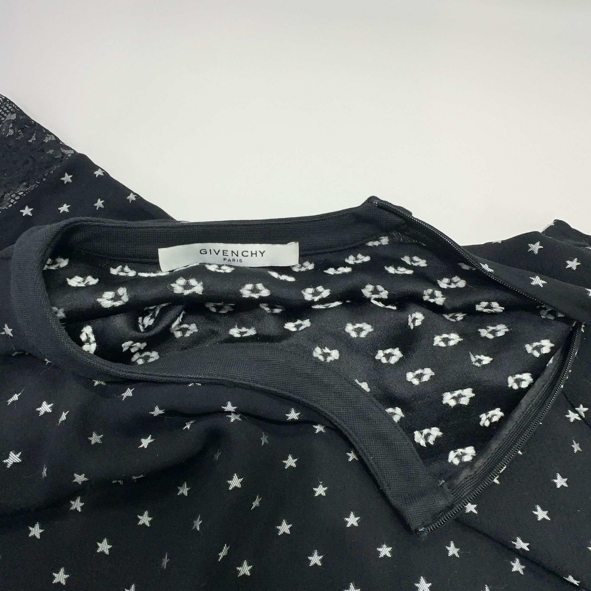 Givenchy Givenchy Star Print Lace Trim Dress Size 38 Size S / US 4 / IT 40 - 6 Thumbnail