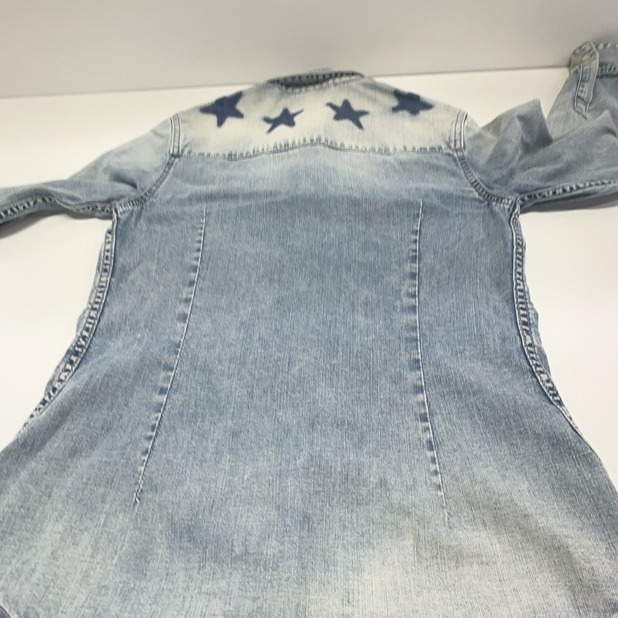 Givenchy Givenchy Star Pattern Denim Shirt Size S Size US S / EU 44-46 / 1 - 11 Thumbnail