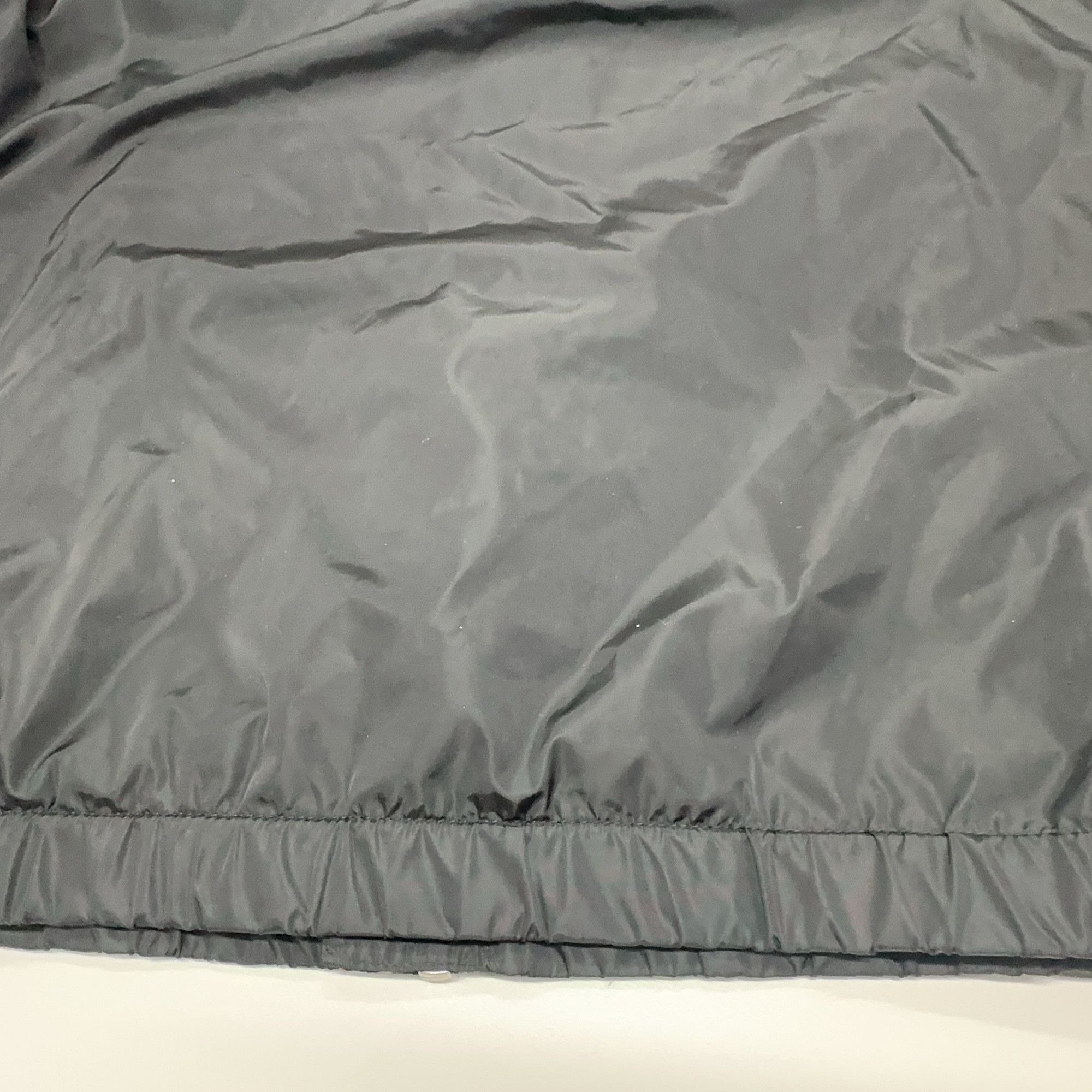 Givenchy Givenchy Logo Nylon Windbreaker Size S Size US S / EU 44-46 / 1 - 13 Thumbnail