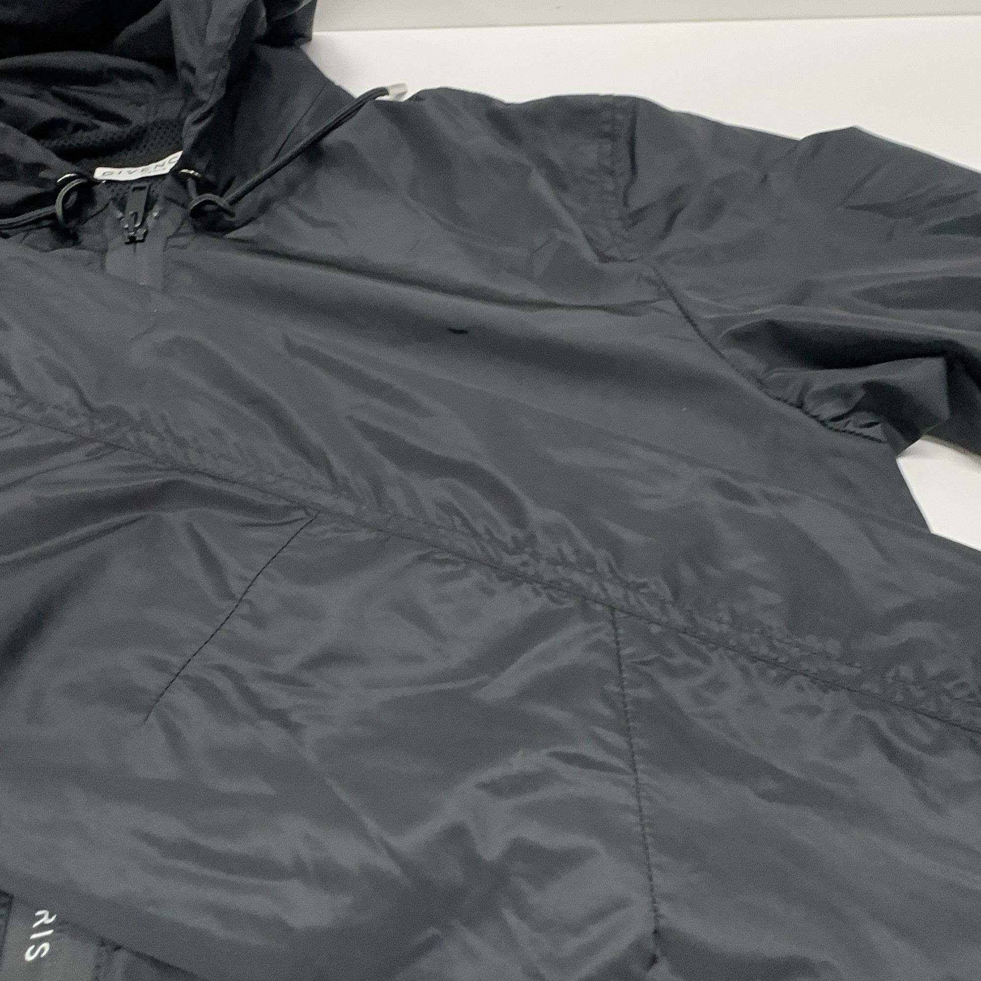 Givenchy Givenchy Logo Nylon Windbreaker Size S Size US S / EU 44-46 / 1 - 9 Thumbnail