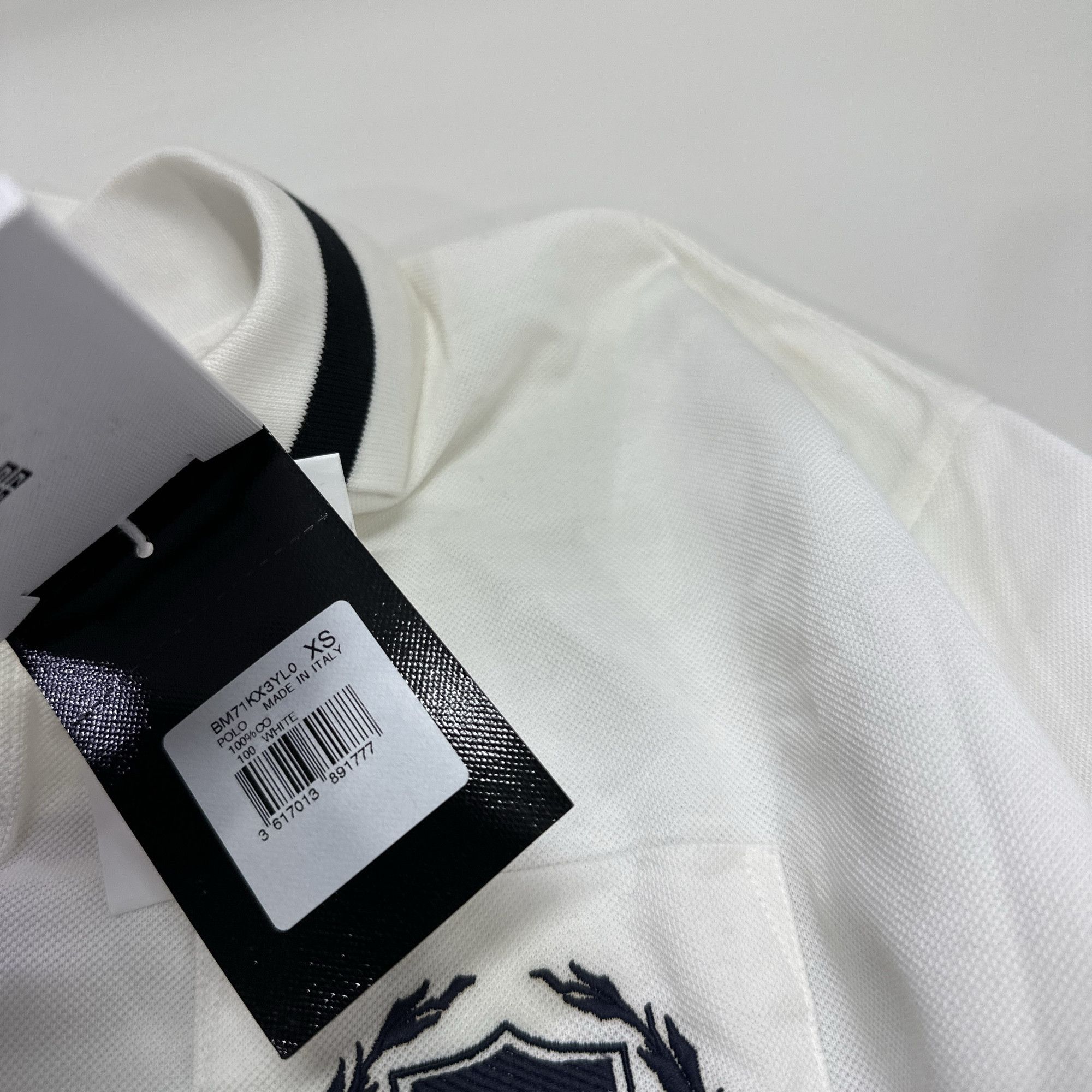 Givenchy Givenchy Crest Embroidered Polo Shirt Size XS Size US XS / EU 42 / 0 - 4 Thumbnail