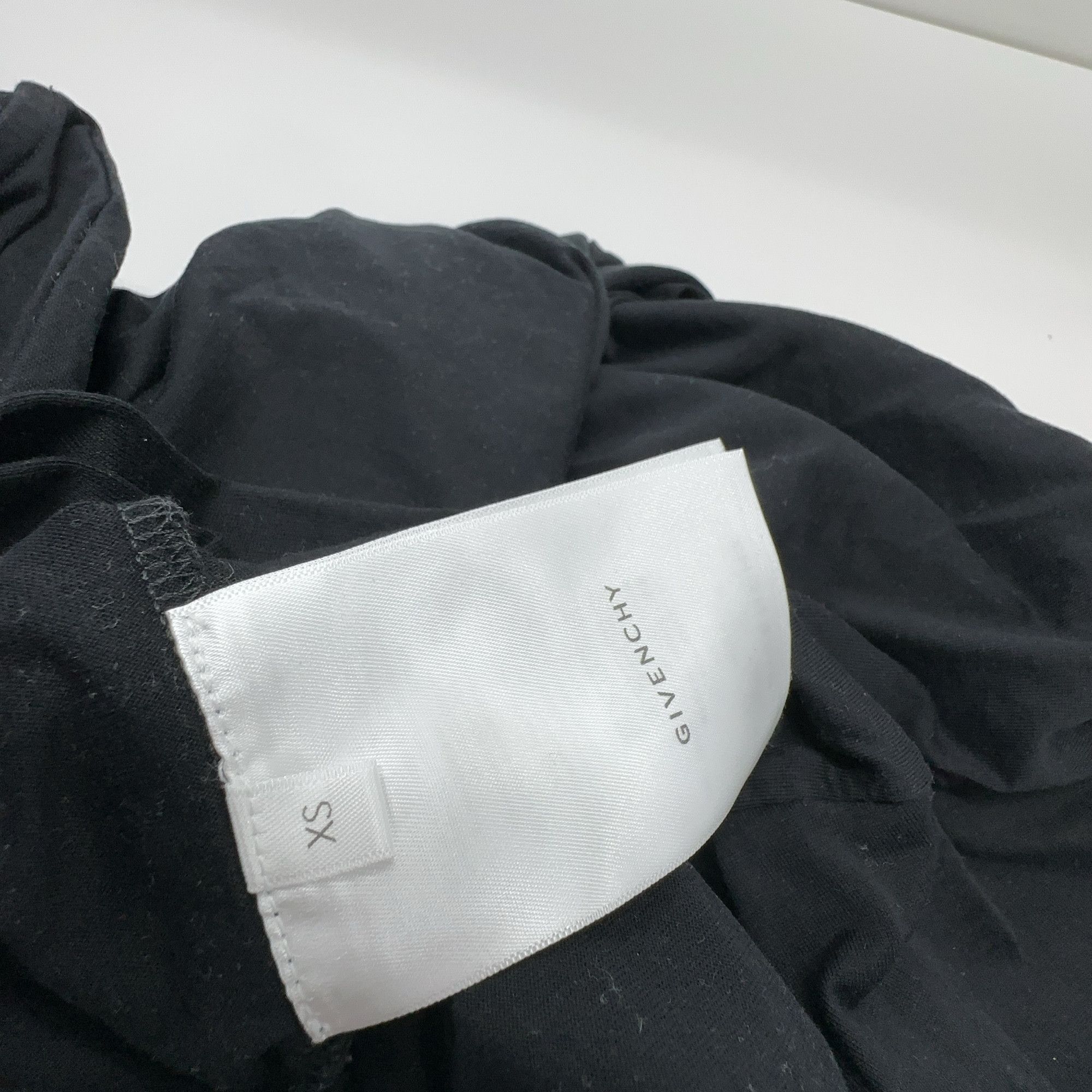 Givenchy Givenchy Embellished Pocket T-Shirt Size XS Size US XS / EU 42 / 0 - 3 Thumbnail