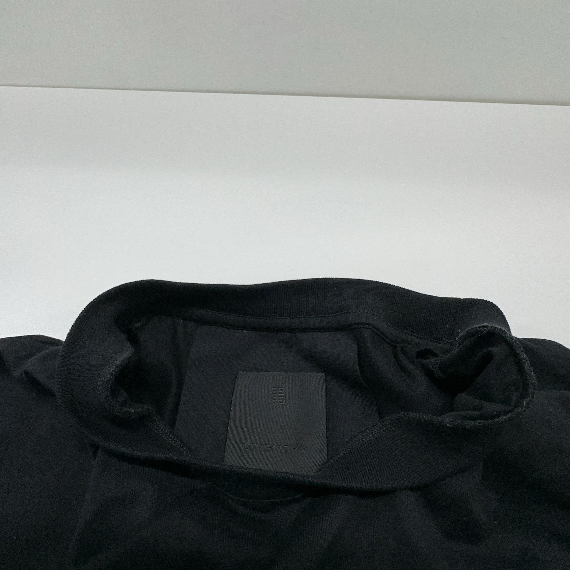 Givenchy Givenchy Embellished Pocket T-Shirt Size XS Size US XS / EU 42 / 0 - 6 Thumbnail
