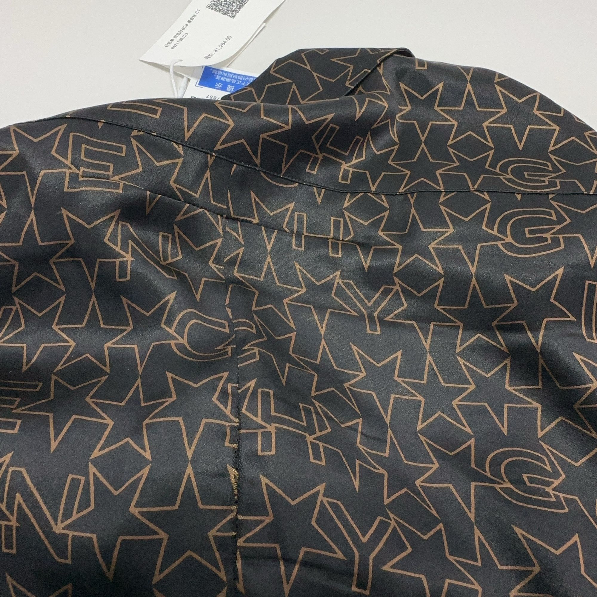 Givenchy Givenchy Star Monogram Silk Button Up Shirt Size S Size US S / EU 44-46 / 1 - 11 Thumbnail