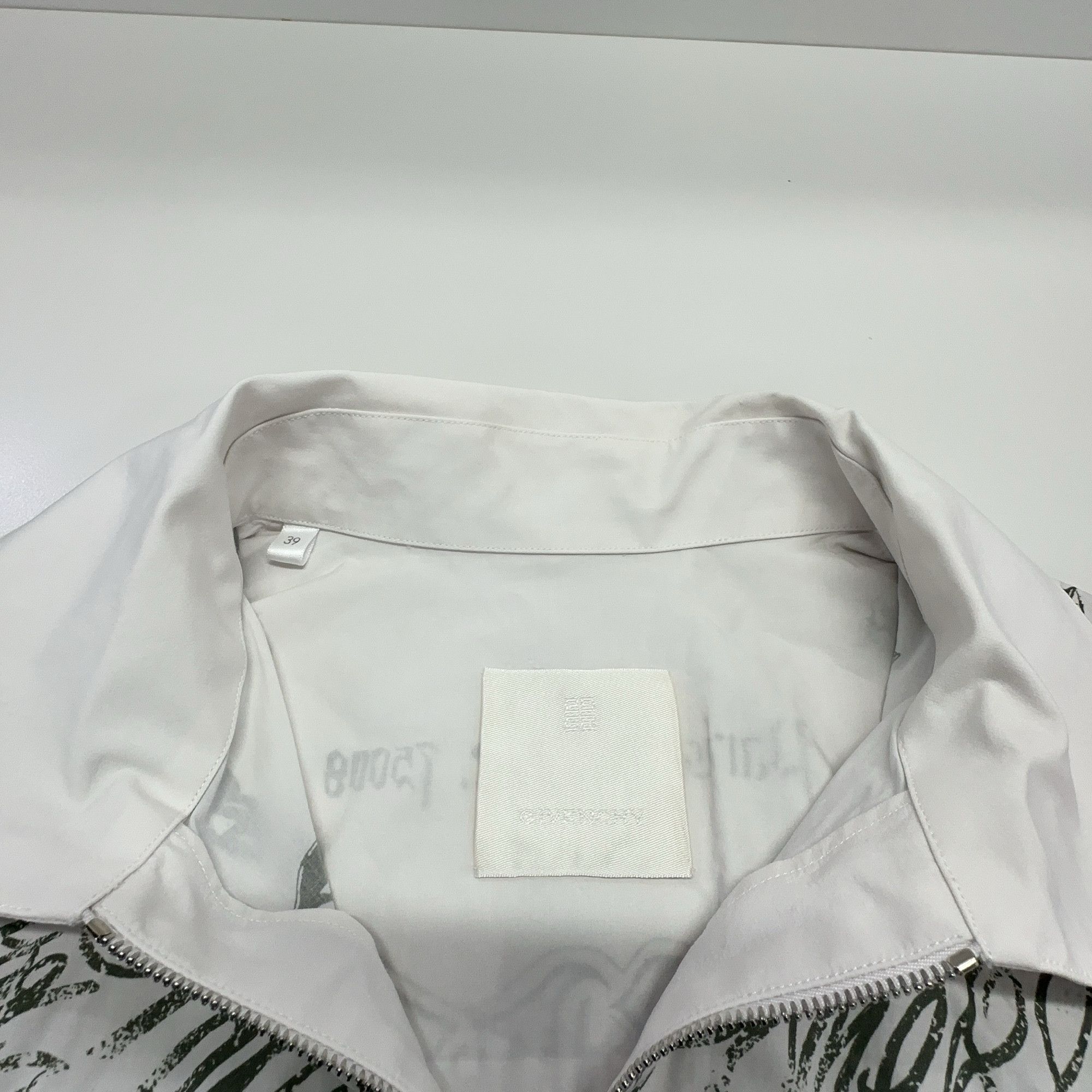 Givenchy Givenchy Graphic Print Zip Shirt Size M Size US M / EU 48-50 / 2 - 6 Thumbnail