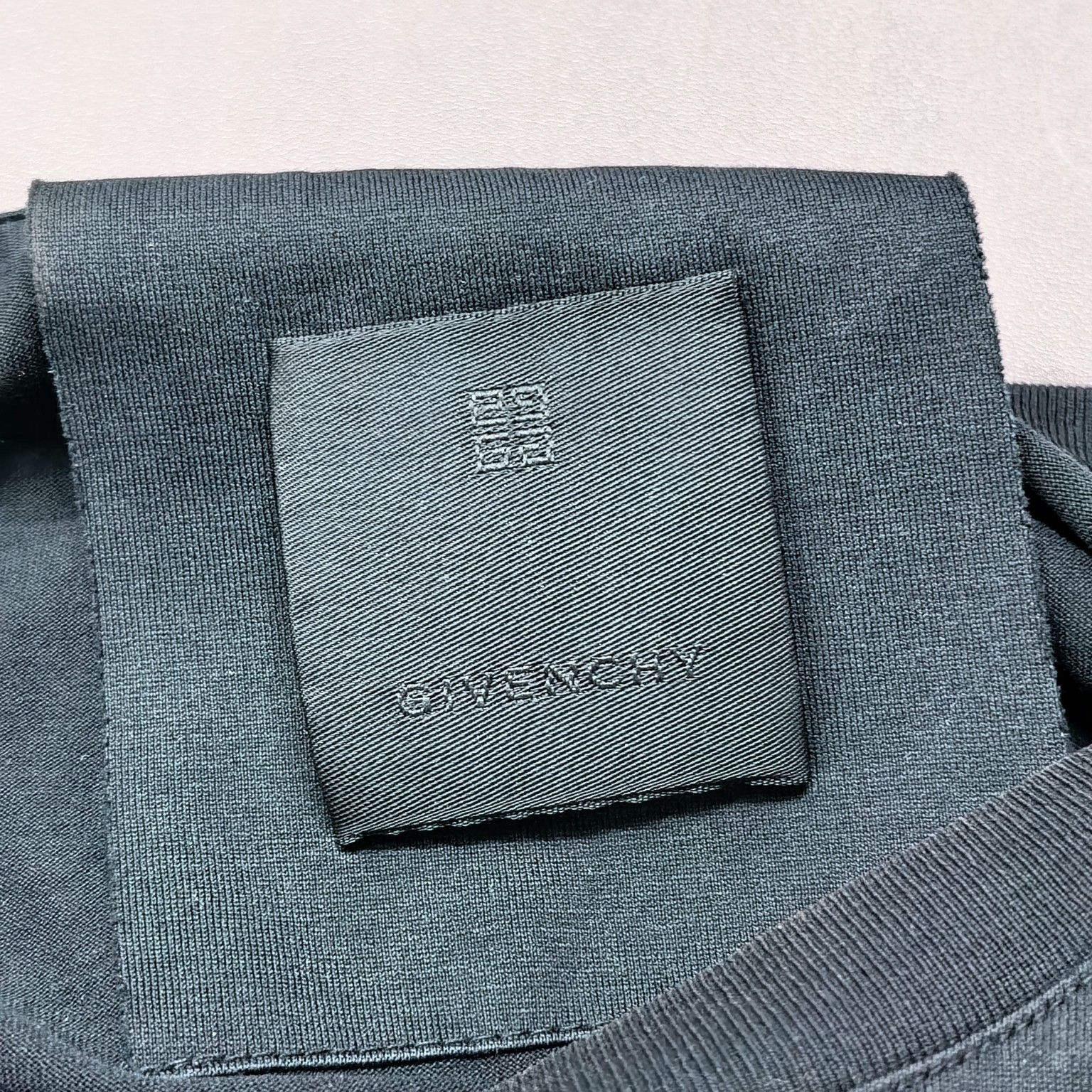 Givenchy Givenchy Logo Cotton T-Shirt L Size US L / EU 52-54 / 3 - 6 Thumbnail