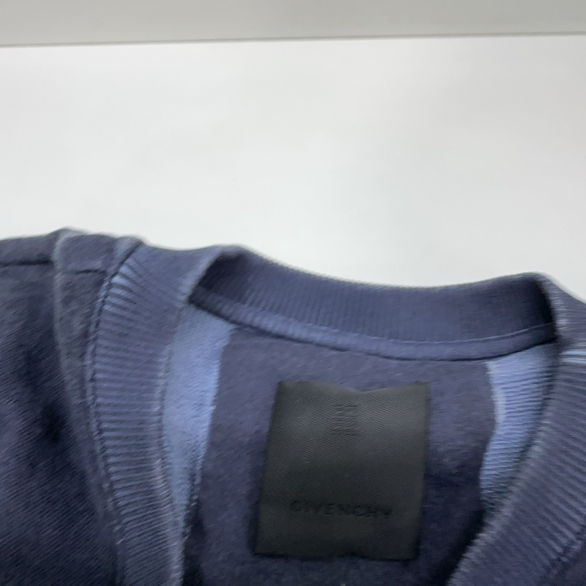 Givenchy Givenchy x Chito Graphic Sweatshirt Size L Size US L / EU 52-54 / 3 - 5 Thumbnail