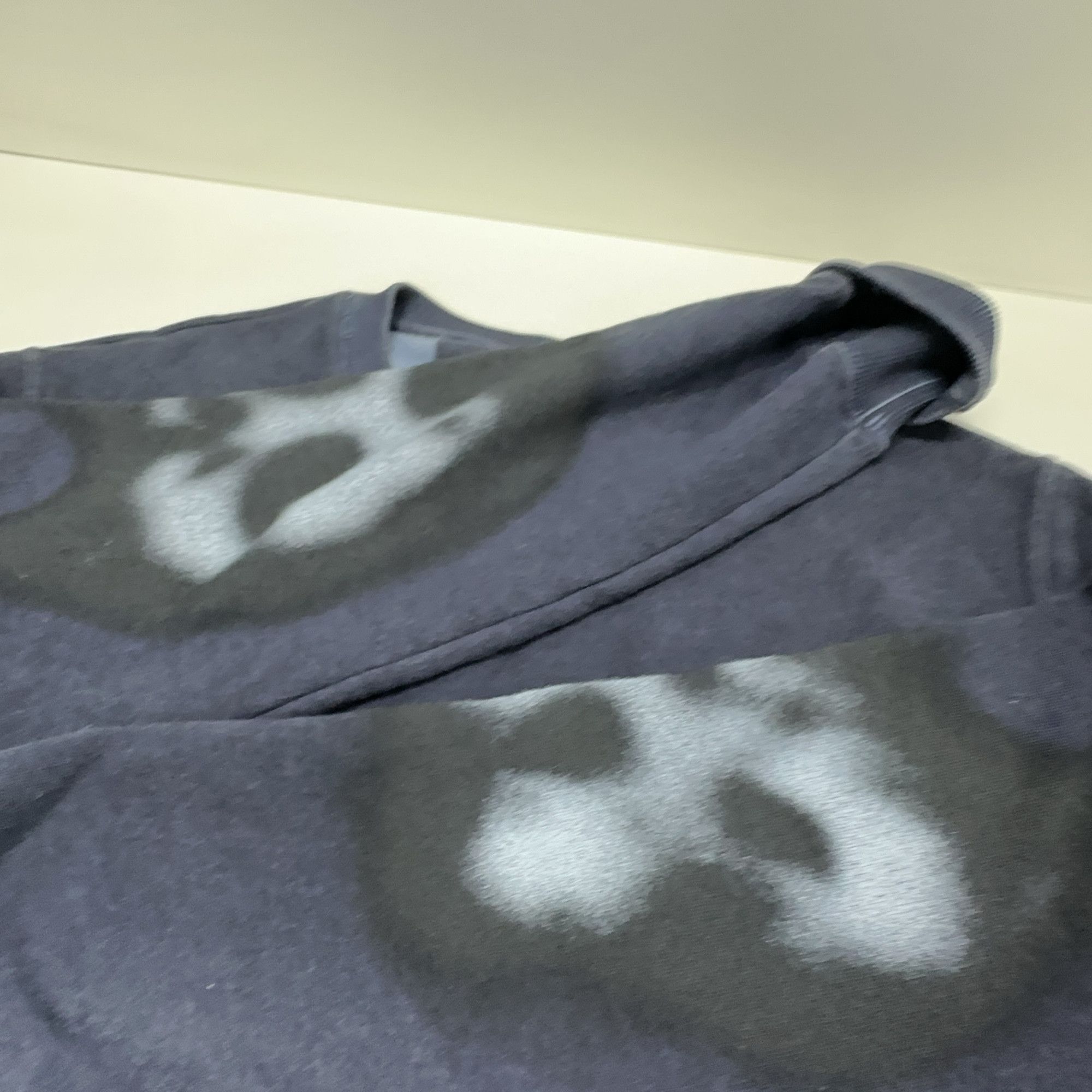 Givenchy Givenchy x Chito Graphic Sweatshirt Size L Size US L / EU 52-54 / 3 - 10 Thumbnail