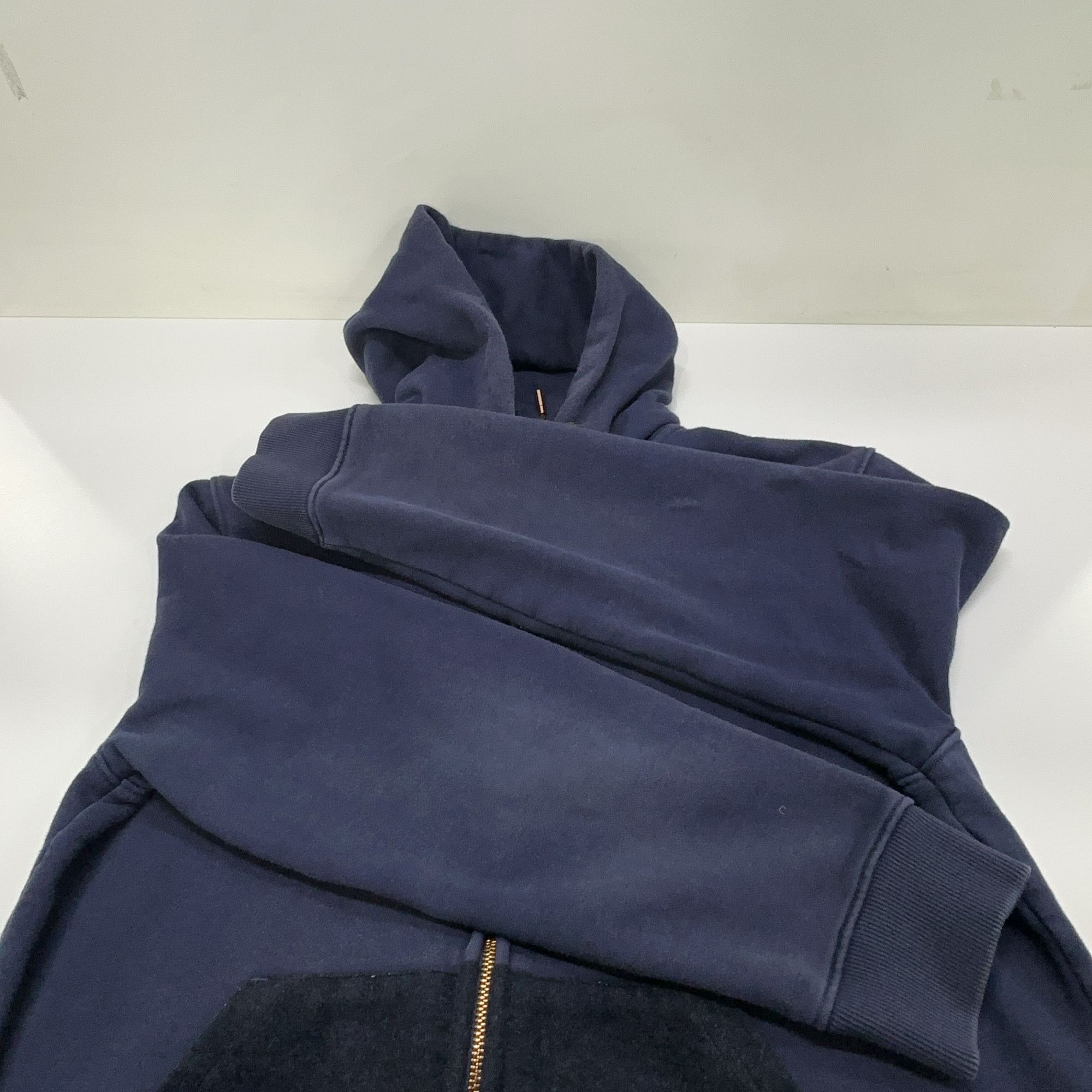 Givenchy Givenchy Zip Up Hoodie Size L Size US L / EU 52-54 / 3 - 13 Thumbnail