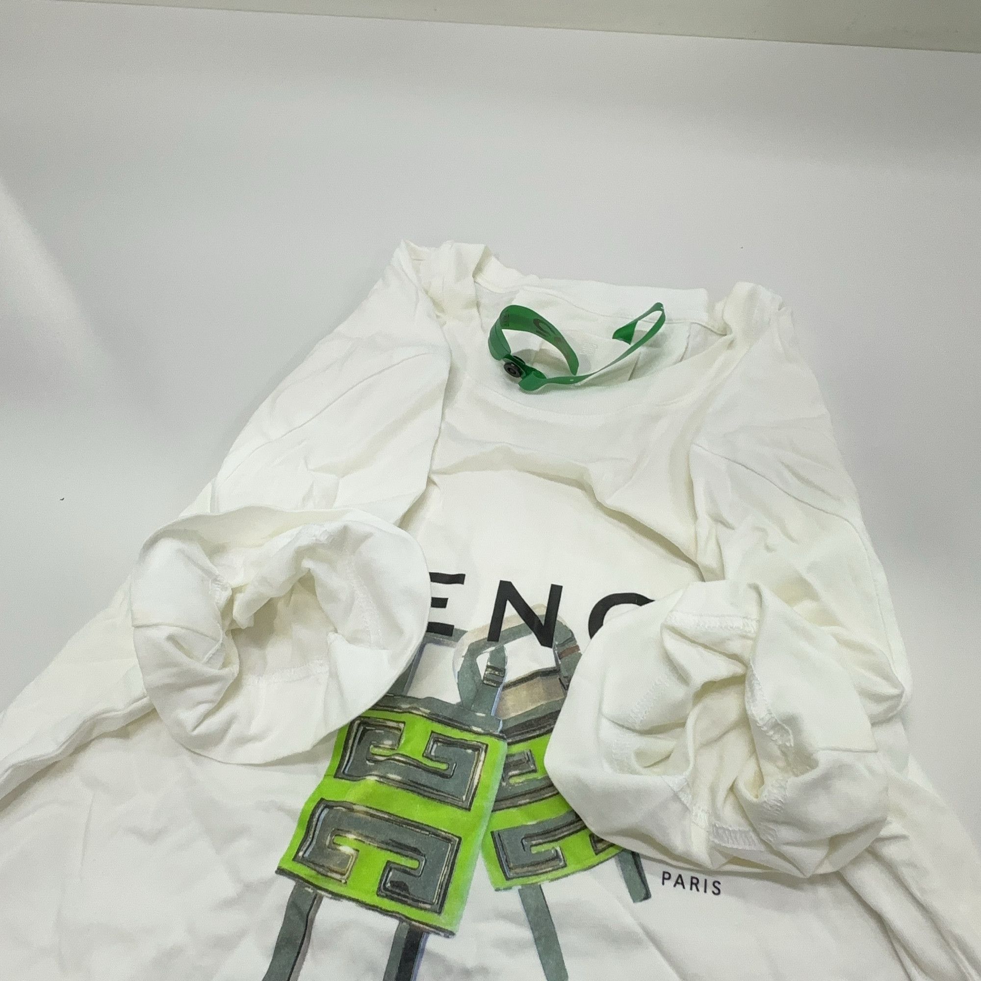 Givenchy Givenchy Lock Print T-Shirt Size XS Size US XS / EU 42 / 0 - 13 Thumbnail