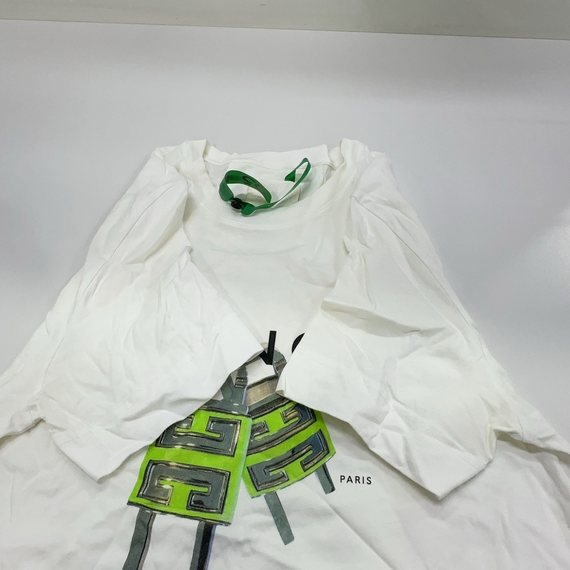 Givenchy Givenchy Lock Print T-Shirt Size XS Size US XS / EU 42 / 0 - 12 Thumbnail