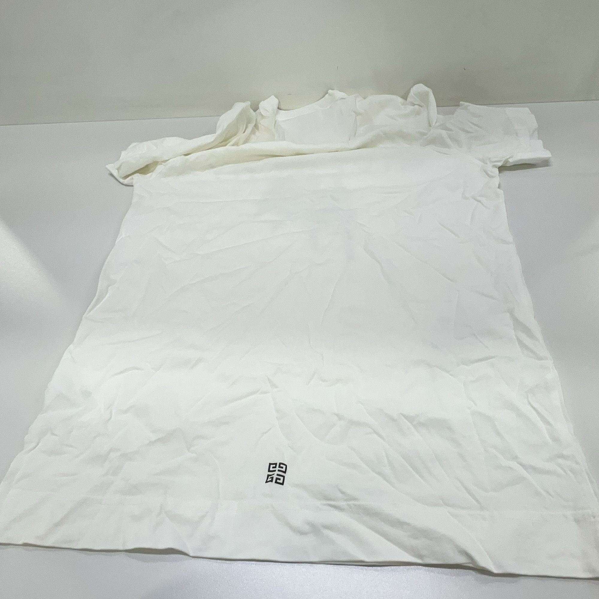 Givenchy Givenchy Lock Print T-Shirt Size XS Size US XS / EU 42 / 0 - 16 Thumbnail