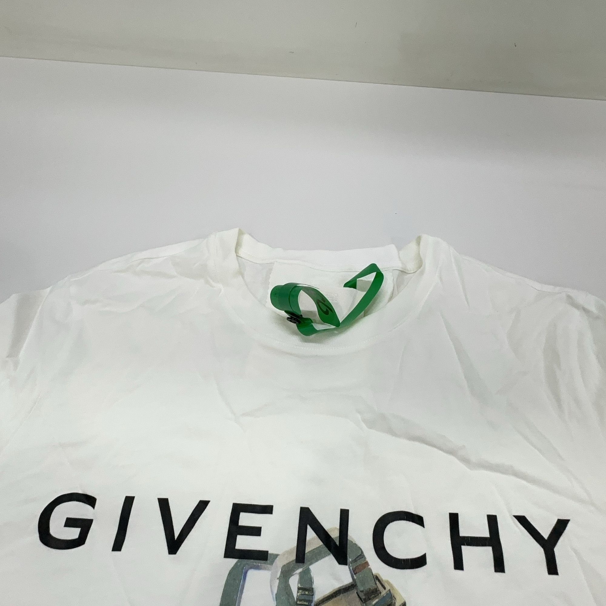 Givenchy Givenchy Lock Print T-Shirt Size XS Size US XS / EU 42 / 0 - 9 Thumbnail