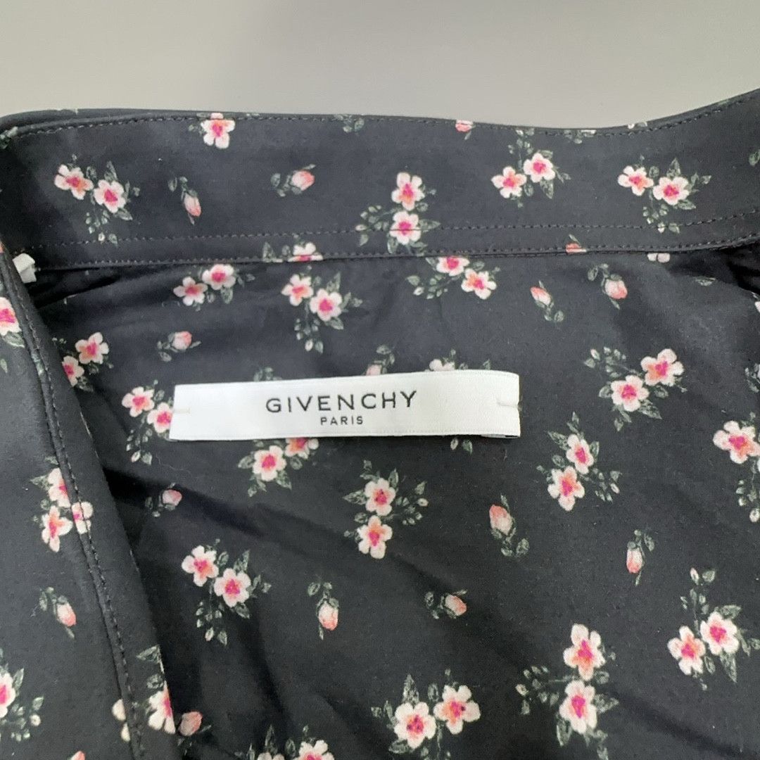 Givenchy Givenchy Floral Print Shirt Size L Size US L / EU 52-54 / 3 - 3 Thumbnail