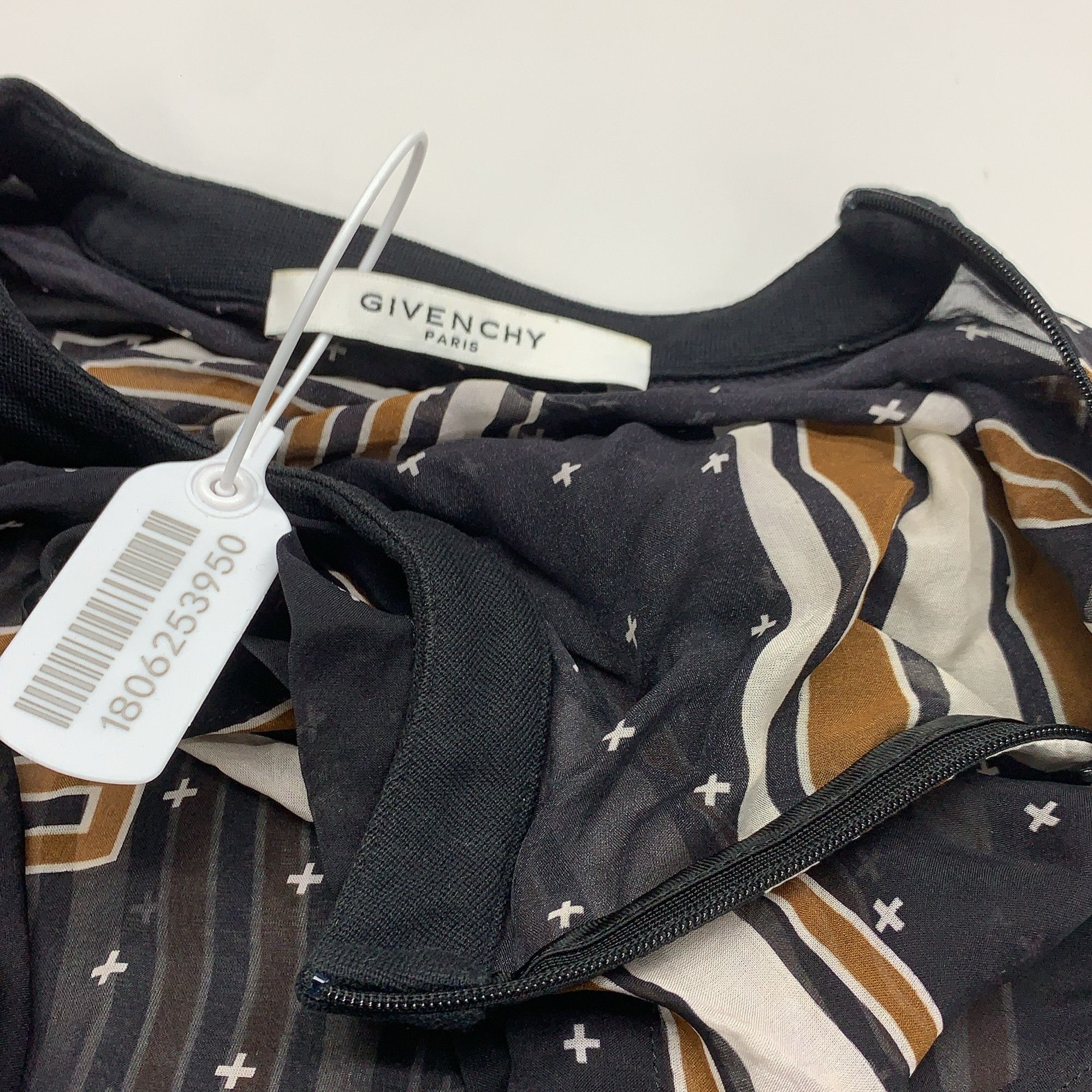 Givenchy Givenchy Silk Graphic Print Blouse Size 38 Size S / US 4 / IT 40 - 6 Thumbnail