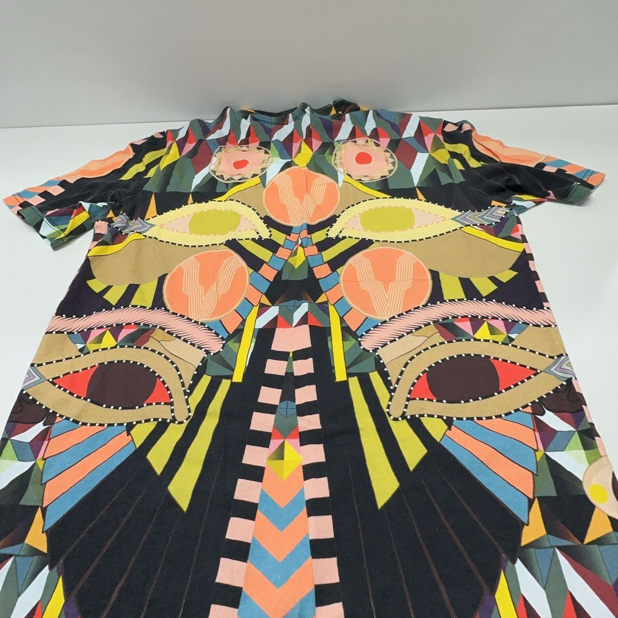 Givenchy Givenchy Geometric Graphic T-Shirt Size XS Size US XS / EU 42 / 0 - 12 Thumbnail