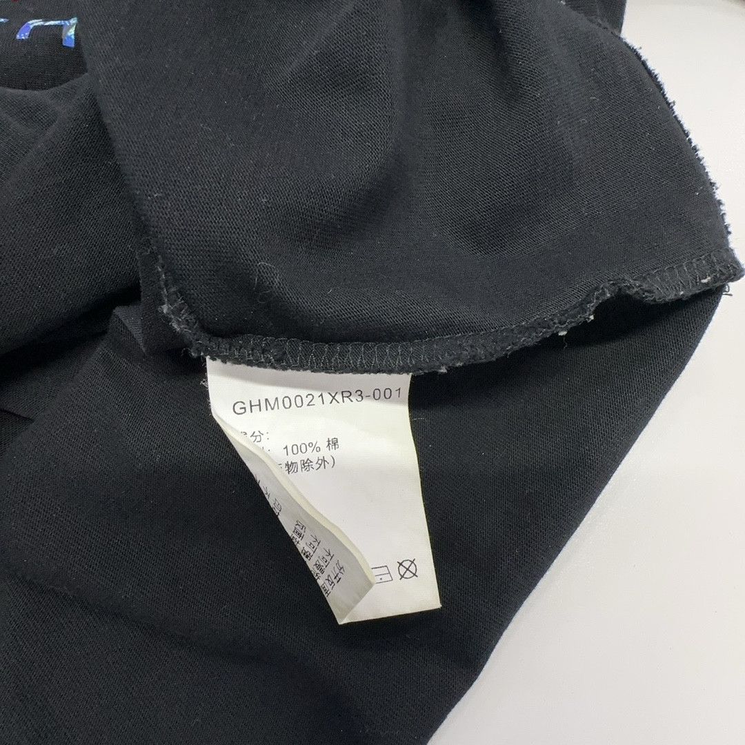 Givenchy Givenchy Logo Graphic T-Shirt Size M Size US M / EU 48-50 / 2 - 3 Thumbnail