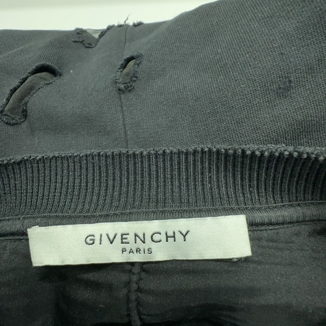 Givenchy Givenchy Logo Distressed Sweatshirt Size XS Size US XS / EU 42 / 0 - 3 Thumbnail