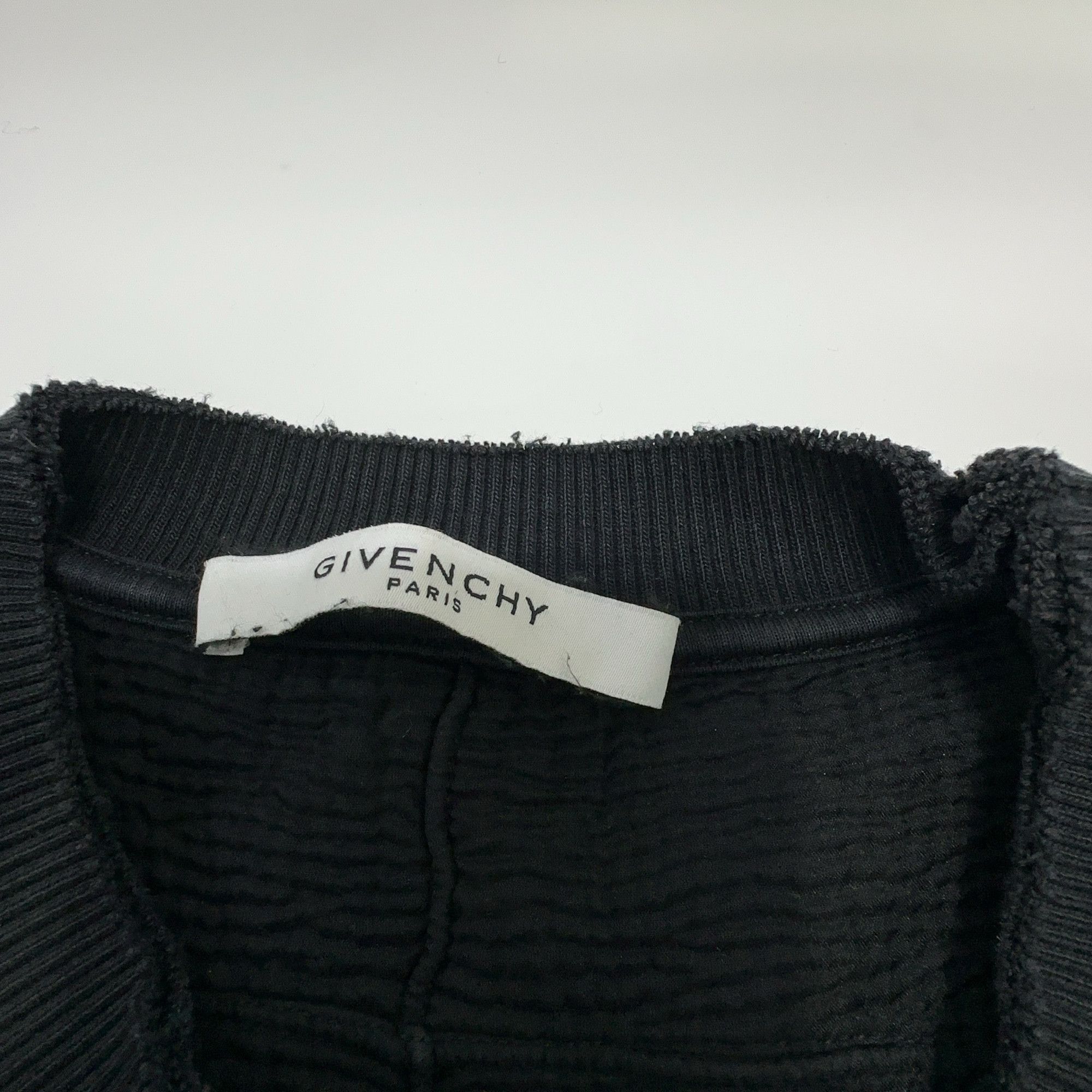 Givenchy Givenchy Logo Distressed Sweatshirt Size S Size US S / EU 44-46 / 1 - 4 Thumbnail