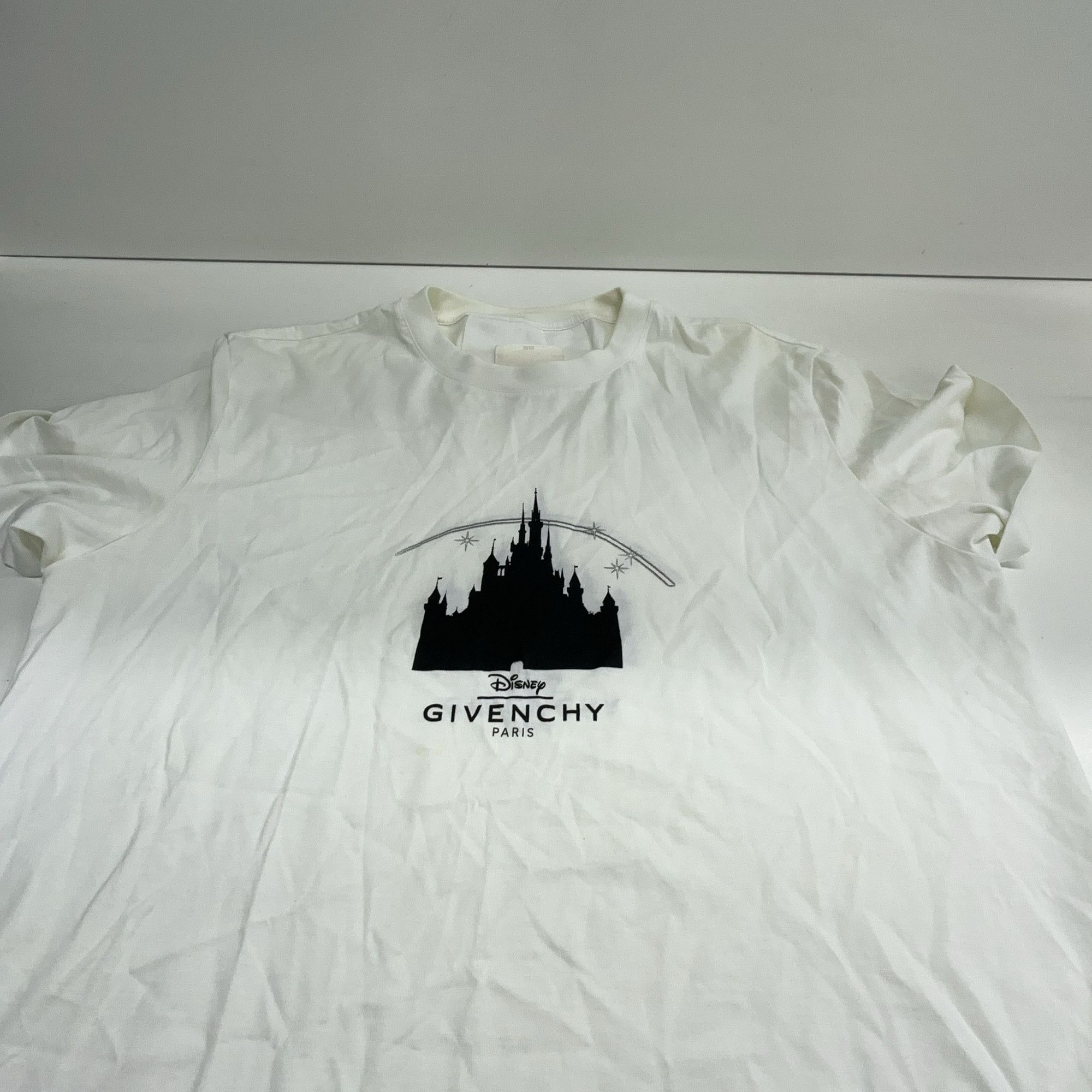 Givenchy Givenchy x Disney Castle T-Shirt Size M Size US M / EU 48-50 / 2 - 8 Thumbnail