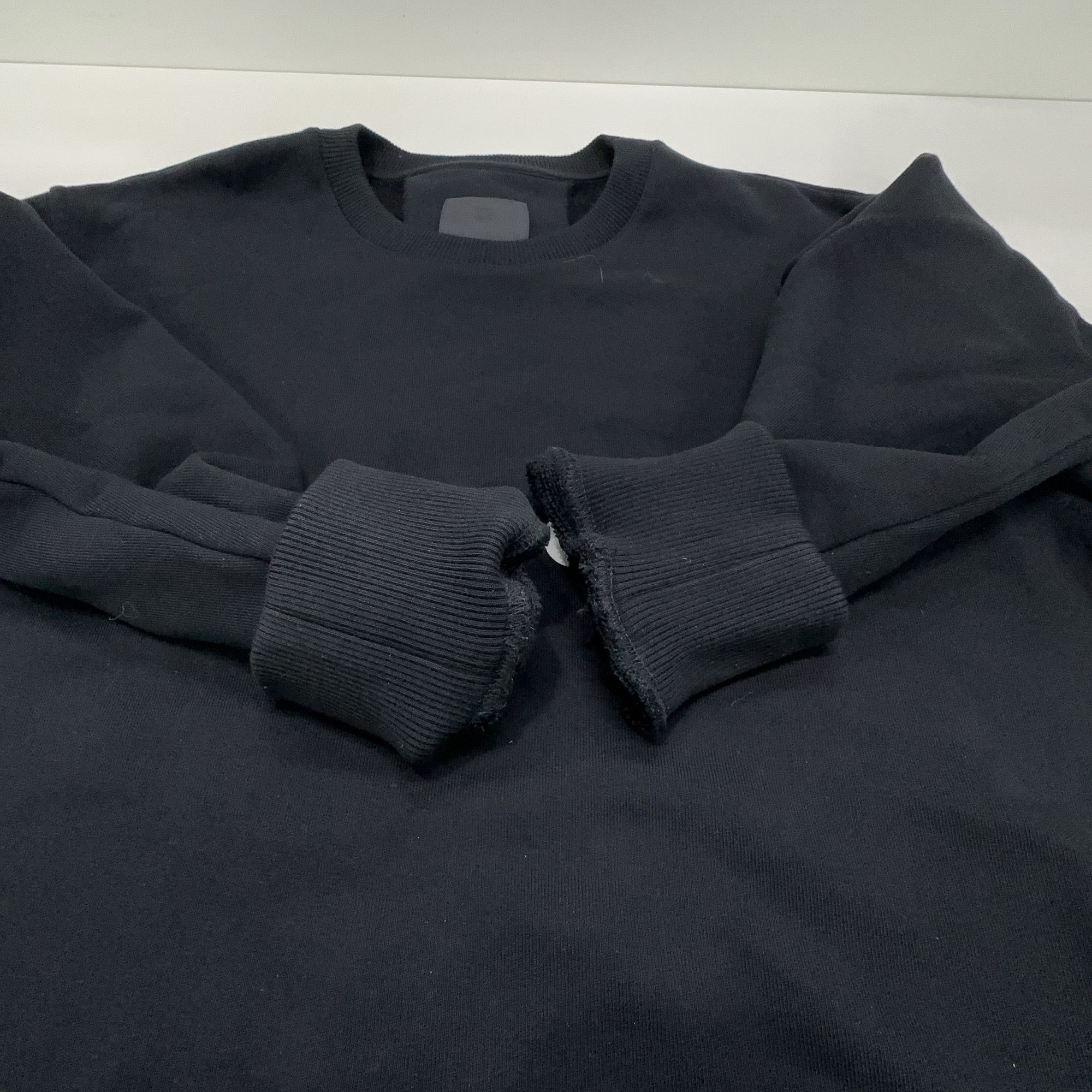 Givenchy Givenchy Logo Sweatshirt Size L Size US L / EU 52-54 / 3 - 8 Thumbnail
