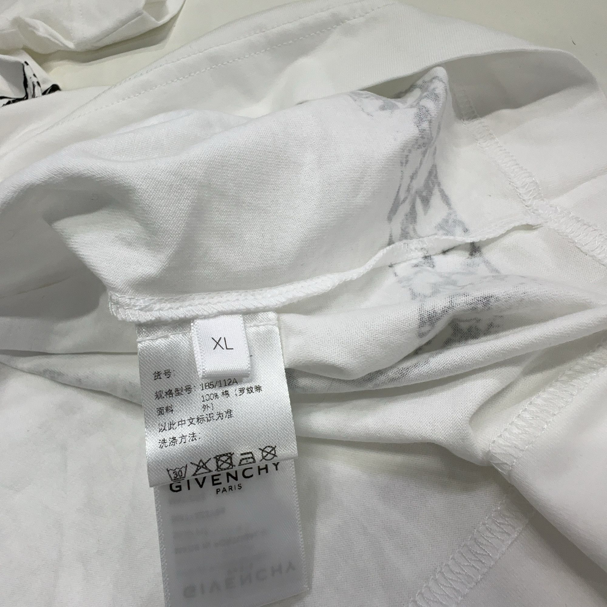 Givenchy Givenchy Chain Graphic T-Shirt White XL Size US XL / EU 56 / 4 - 5 Thumbnail
