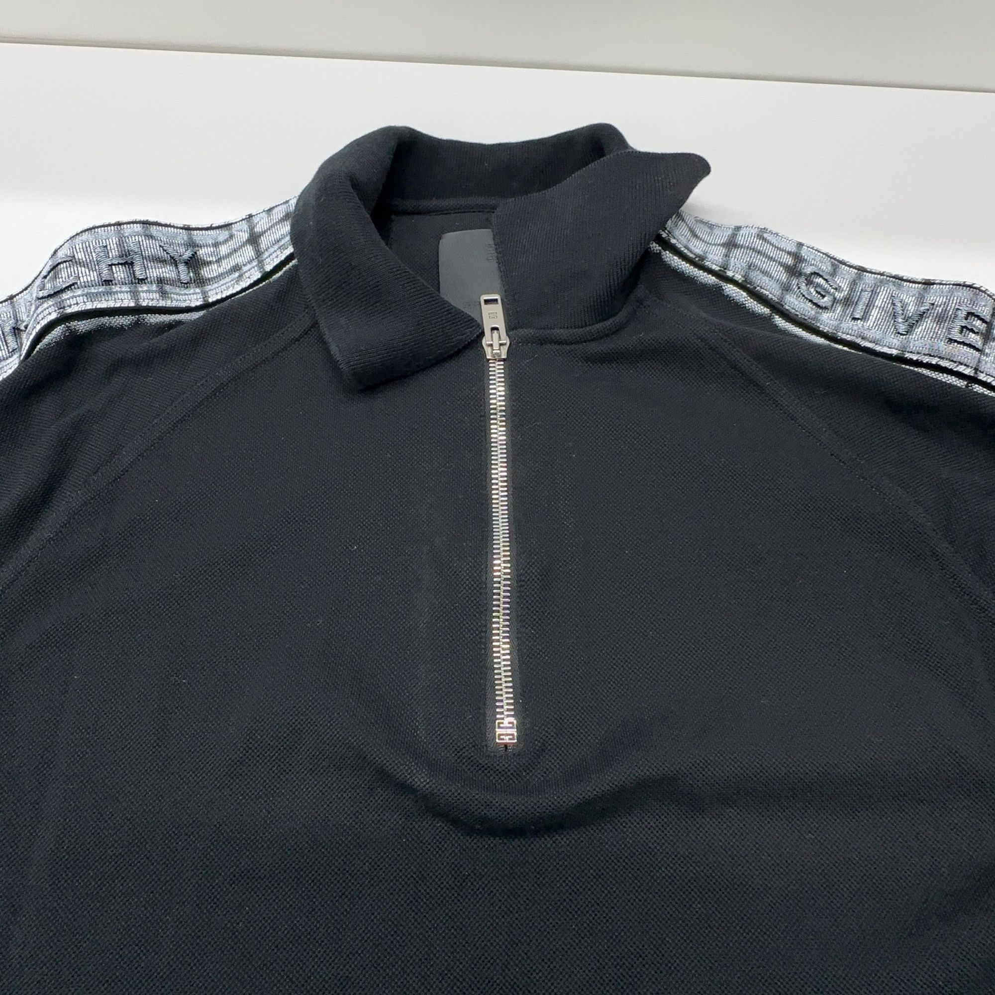 Givenchy Givenchy Logo Tape Zip Polo Shirt Size S Size US S / EU 44-46 / 1 - 7 Thumbnail