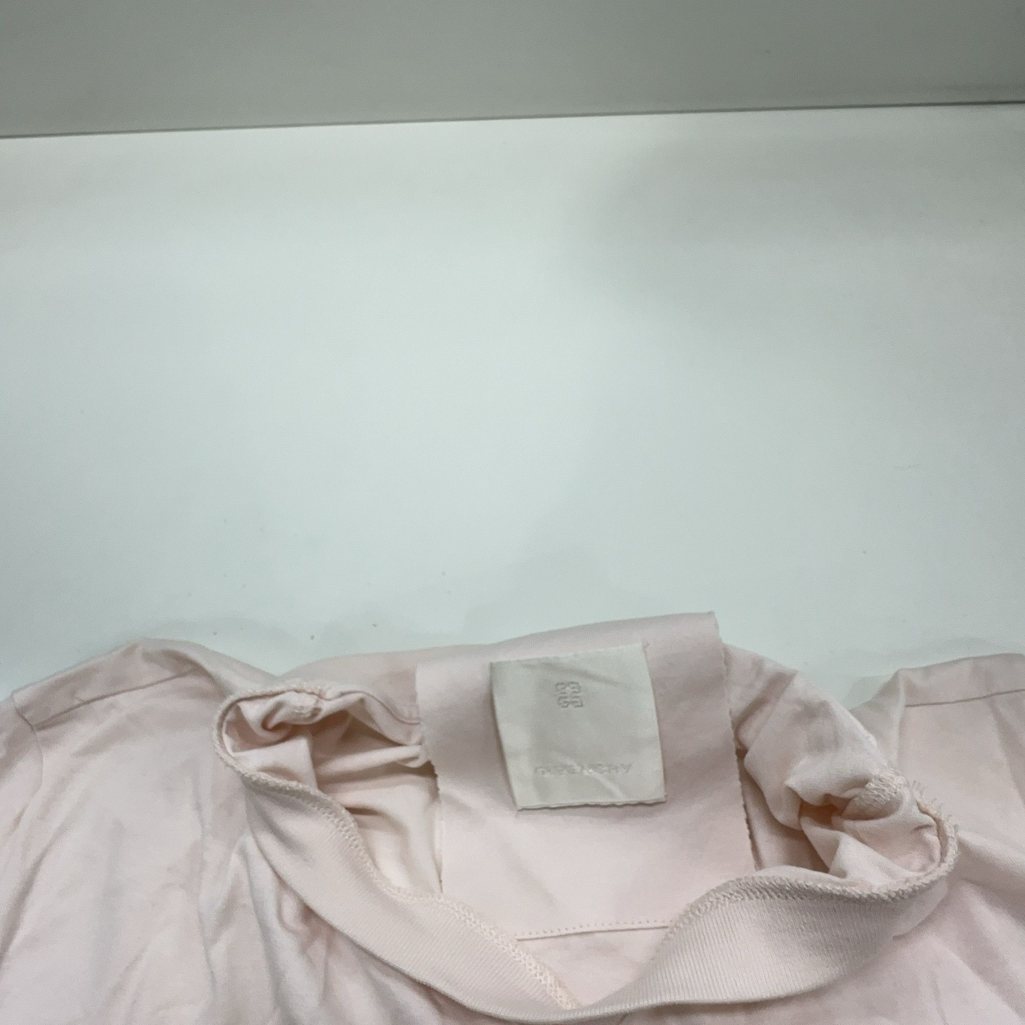 Givenchy Givenchy Logo T-Shirt Size XL Size US XL / EU 56 / 4 - 7 Thumbnail