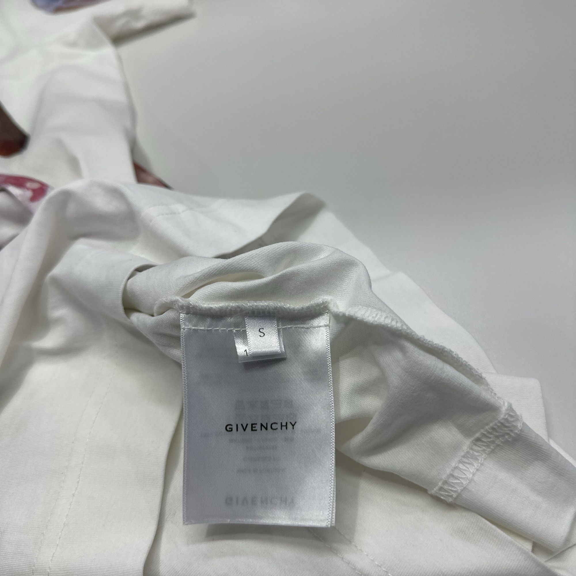 Givenchy Givenchy x Josh Smith Print T-Shirt Size S Size US S / EU 44-46 / 1 - 4 Thumbnail