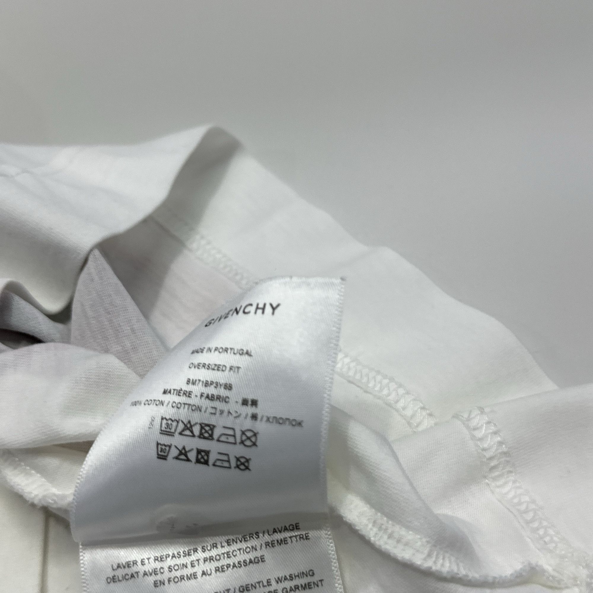 Givenchy Givenchy x Josh Smith Print T-Shirt Size S Size US S / EU 44-46 / 1 - 5 Thumbnail
