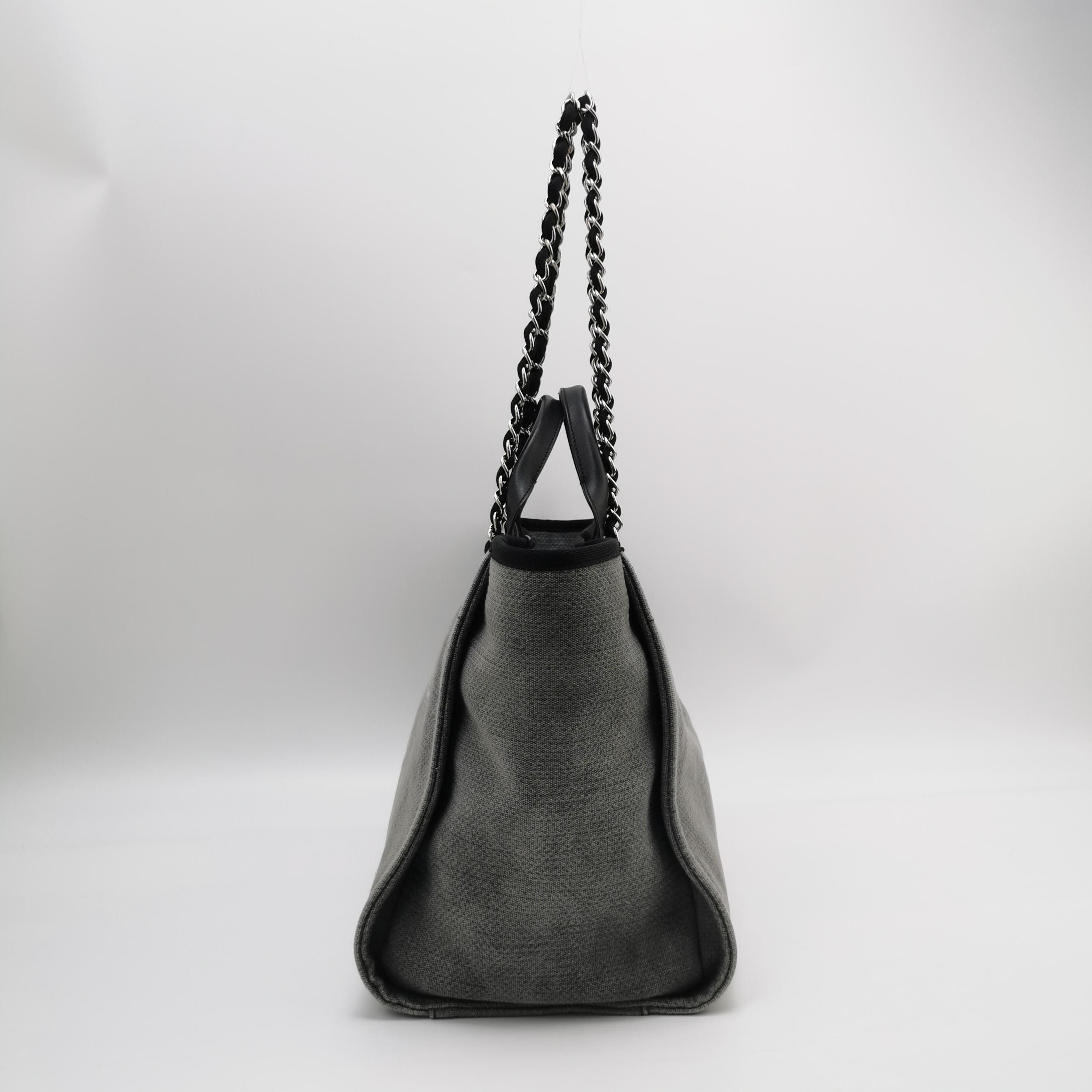Chanel Chanel Women os Shoulder Bags Size ONE SIZE - 3 Thumbnail
