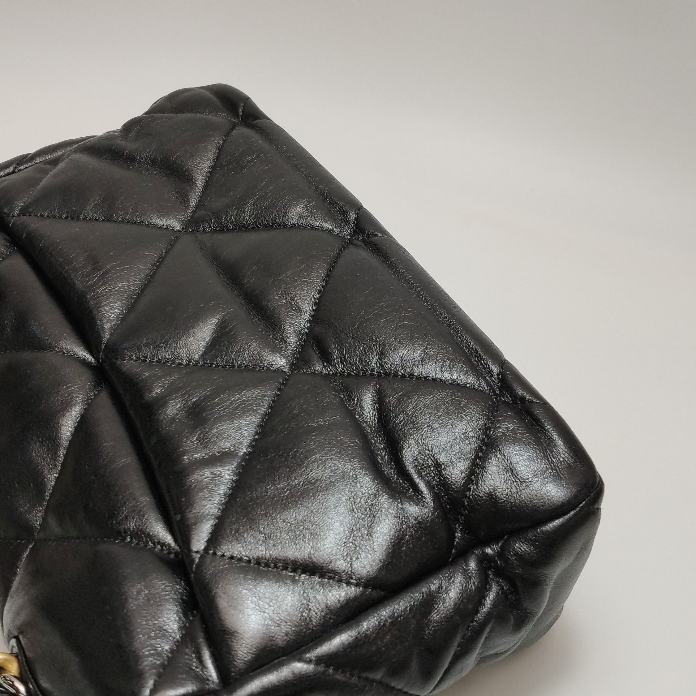 Chanel Chanel Women os Shoulder Bags Size ONE SIZE - 14 Thumbnail