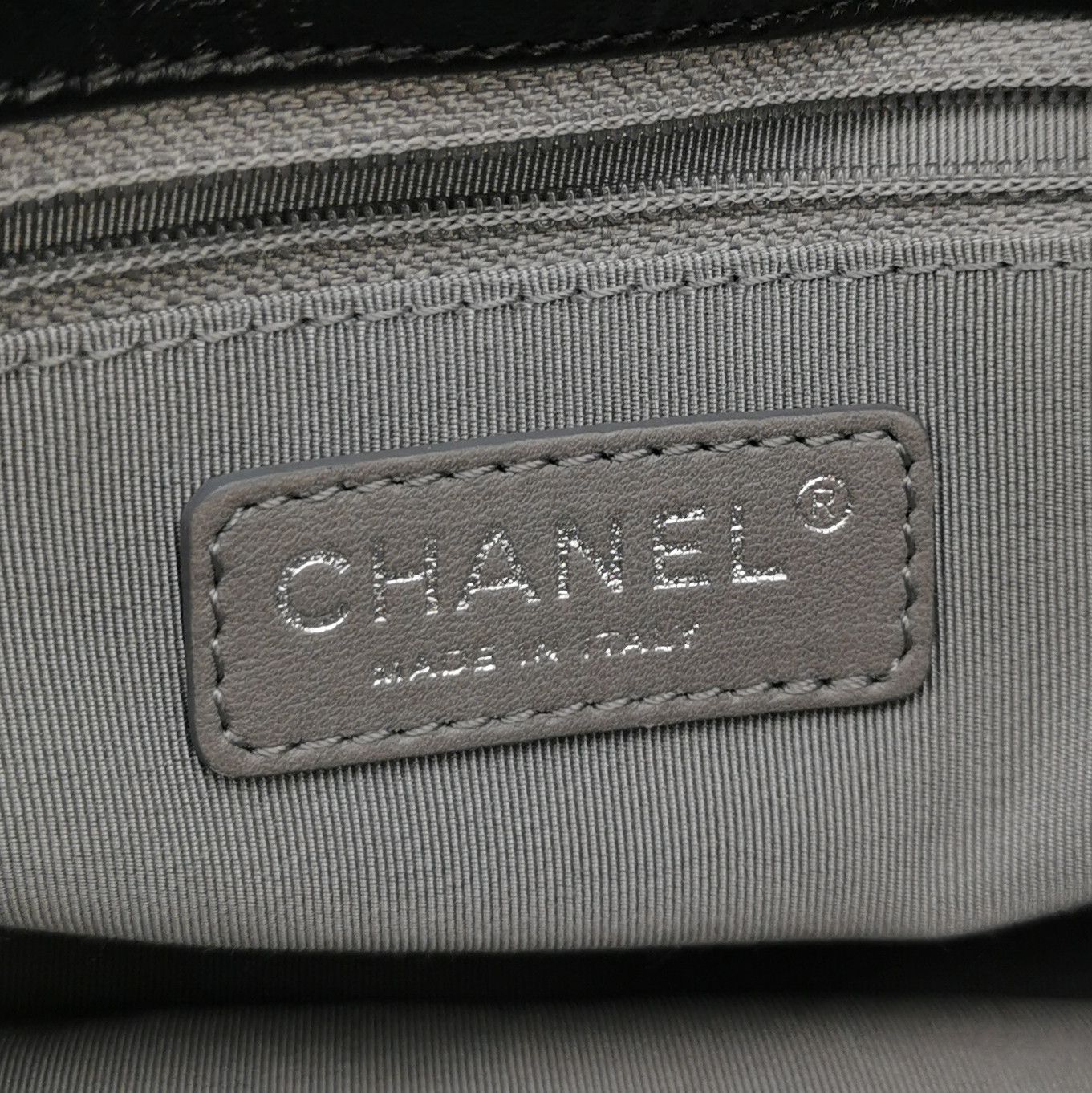 Chanel Chanel Women os Shoulder Bags Size ONE SIZE - 8 Thumbnail