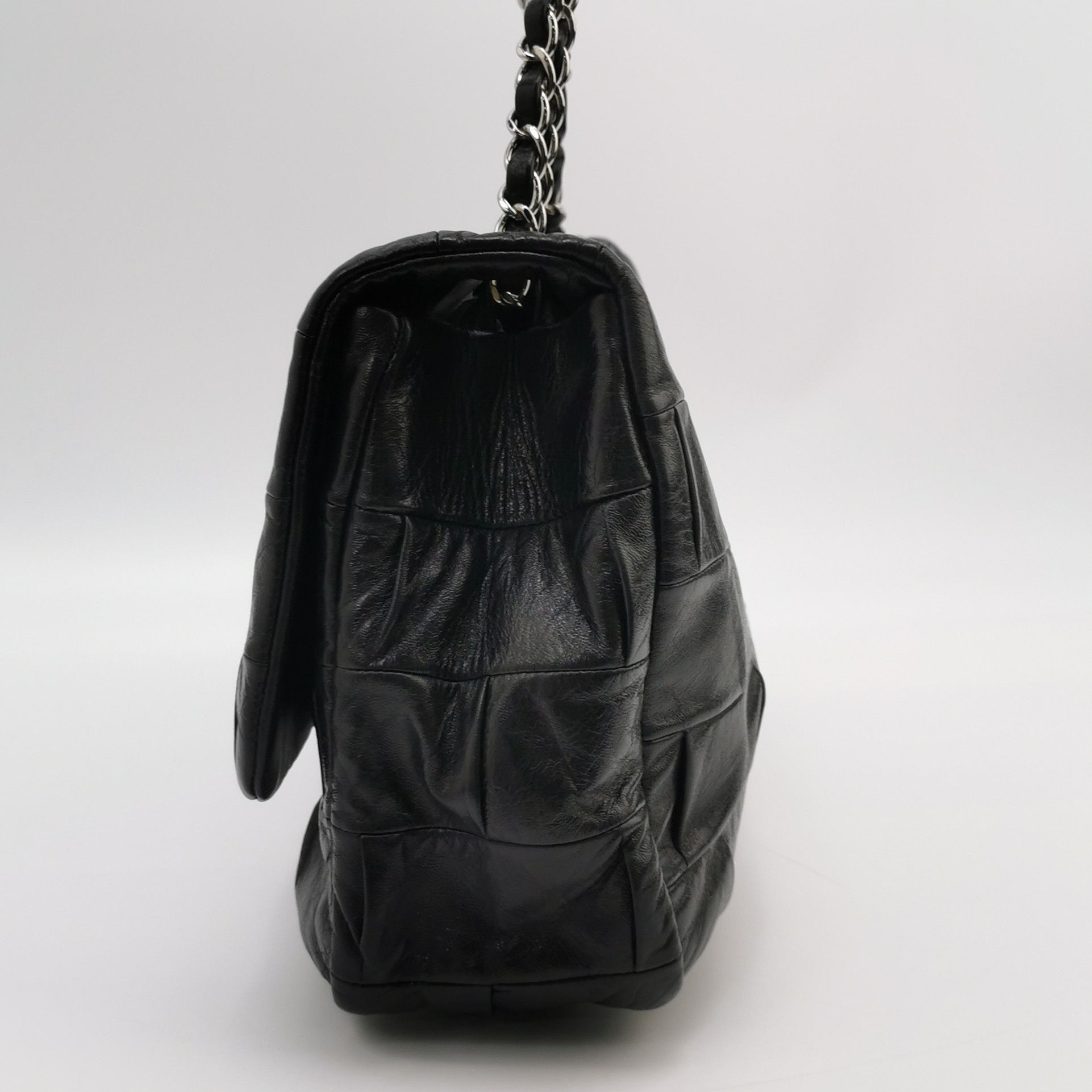 Chanel Chanel Women os Shoulder Bags Size ONE SIZE - 3 Thumbnail