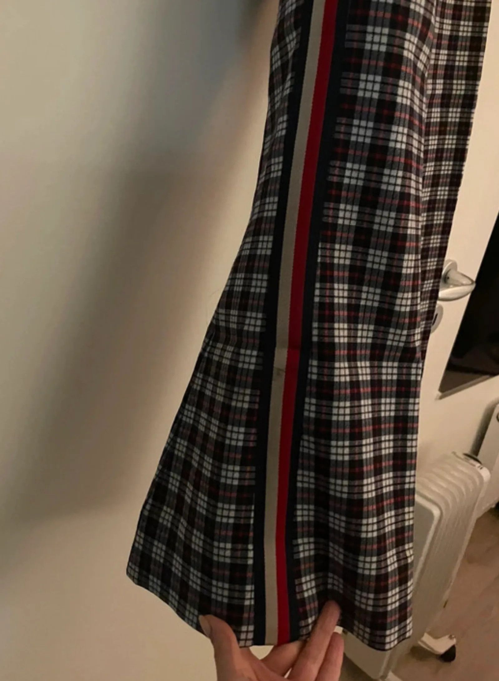 Tommy Hilfiger Tommy Hilfiger Pants Size 25" / US 0 / IT 36 - 7 Thumbnail