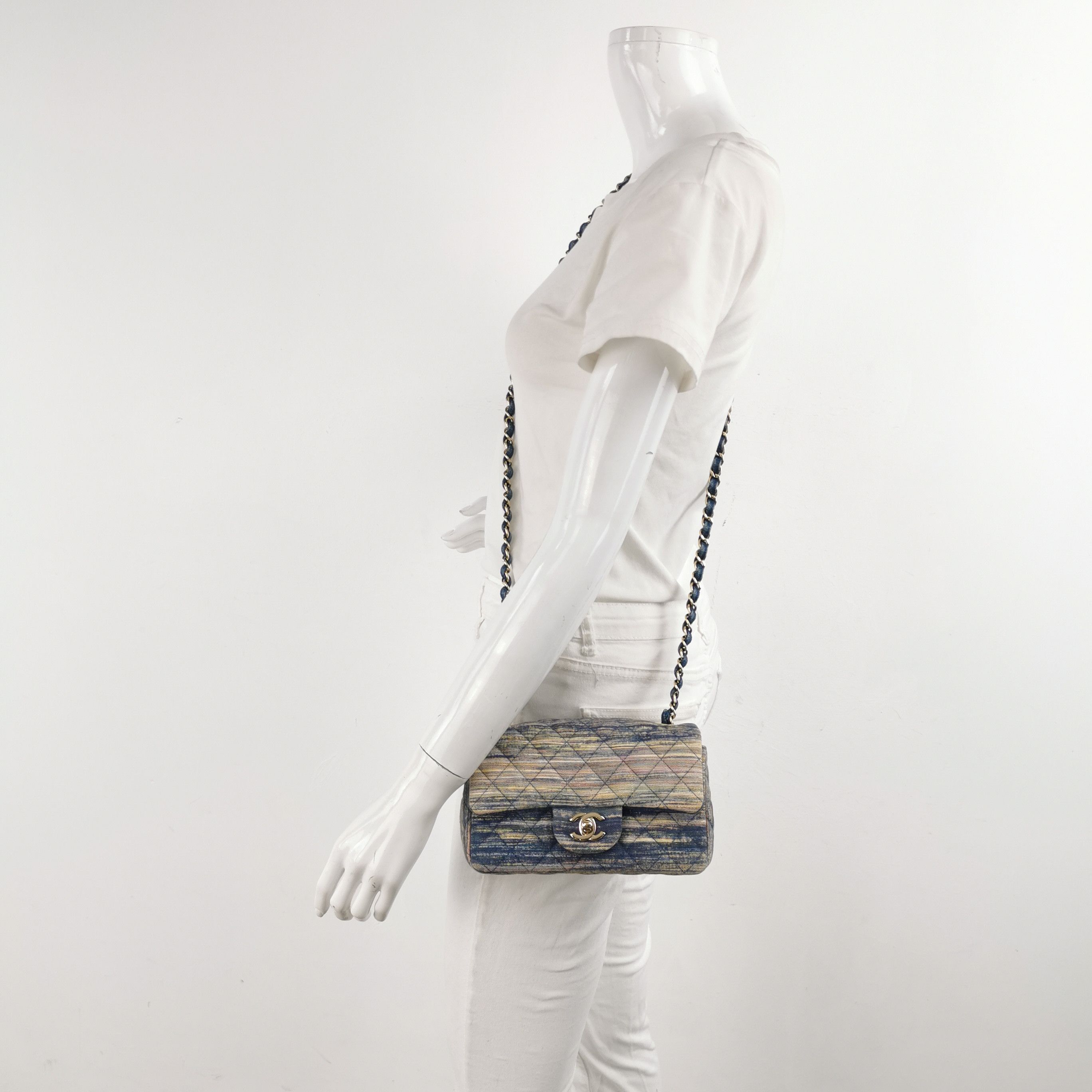 Chanel Chanel Women os Shoulder Bags Size ONE SIZE - 2 Thumbnail