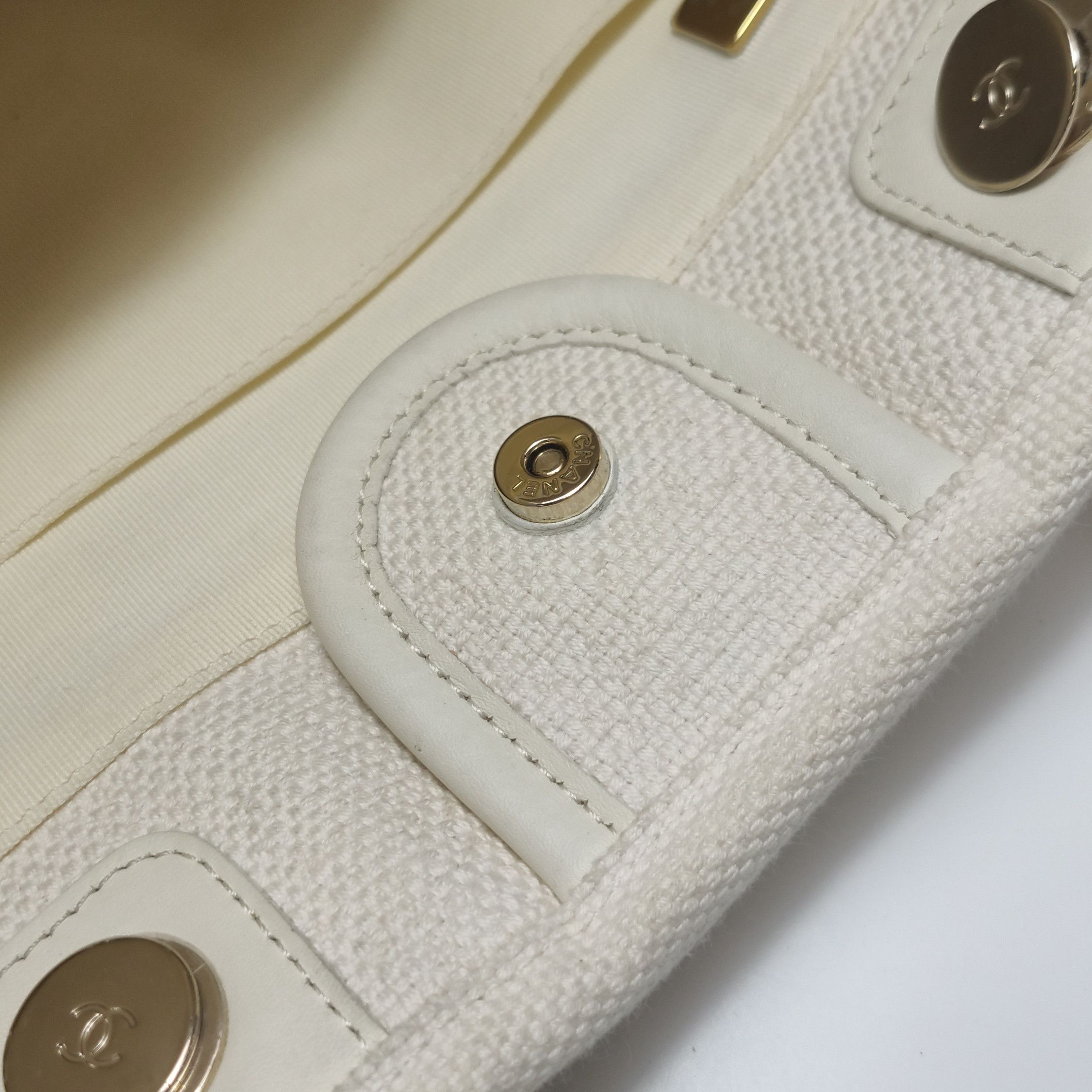 Chanel Chanel Women os Shoulder Bags Size ONE SIZE - 12 Thumbnail